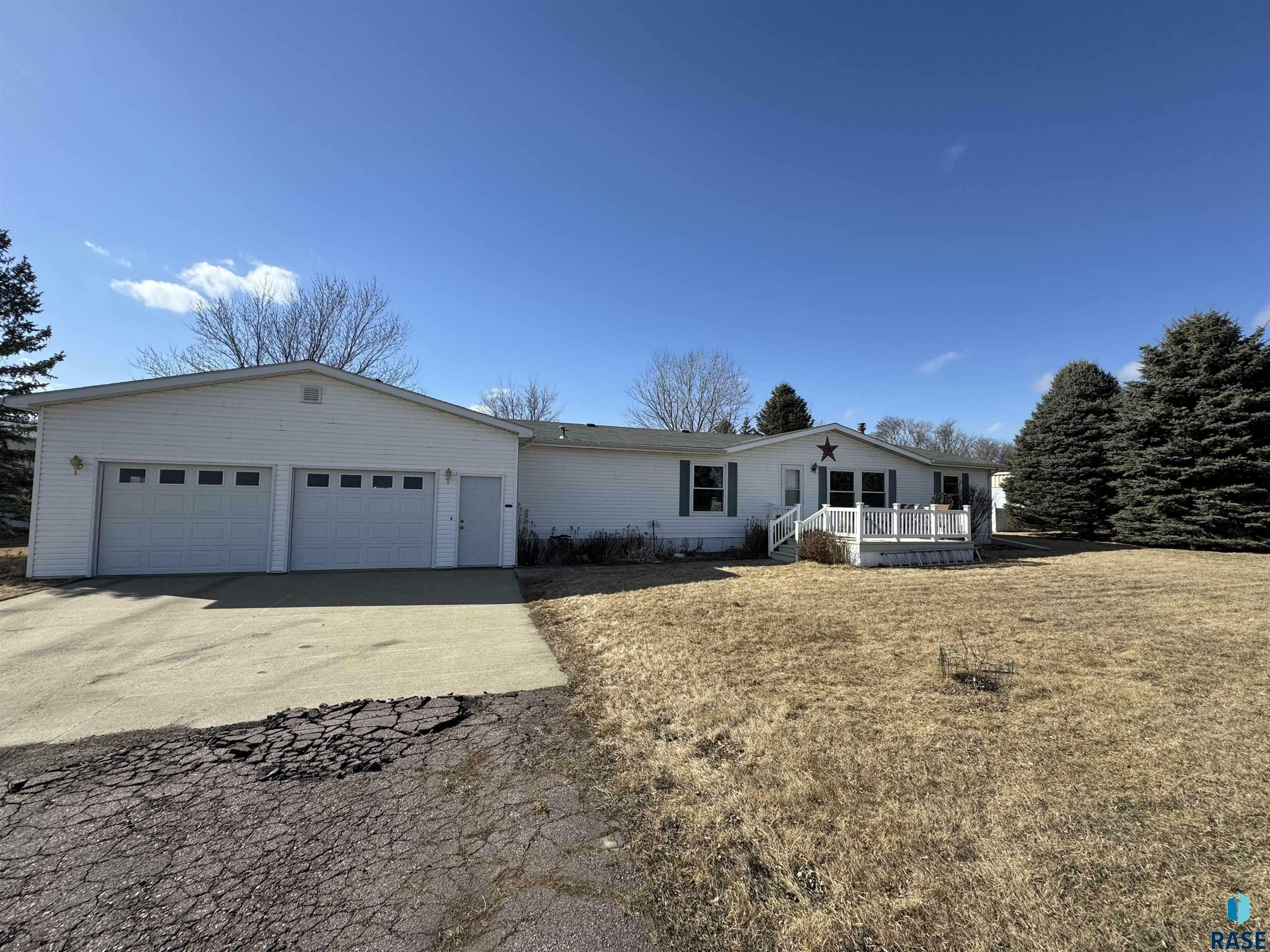 Property Photo:  27021 447th Ave  SD 57043 