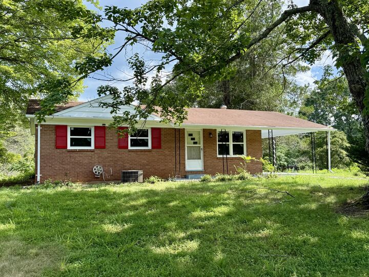 Property Photo: 599 Myrtle Rd VA 24055