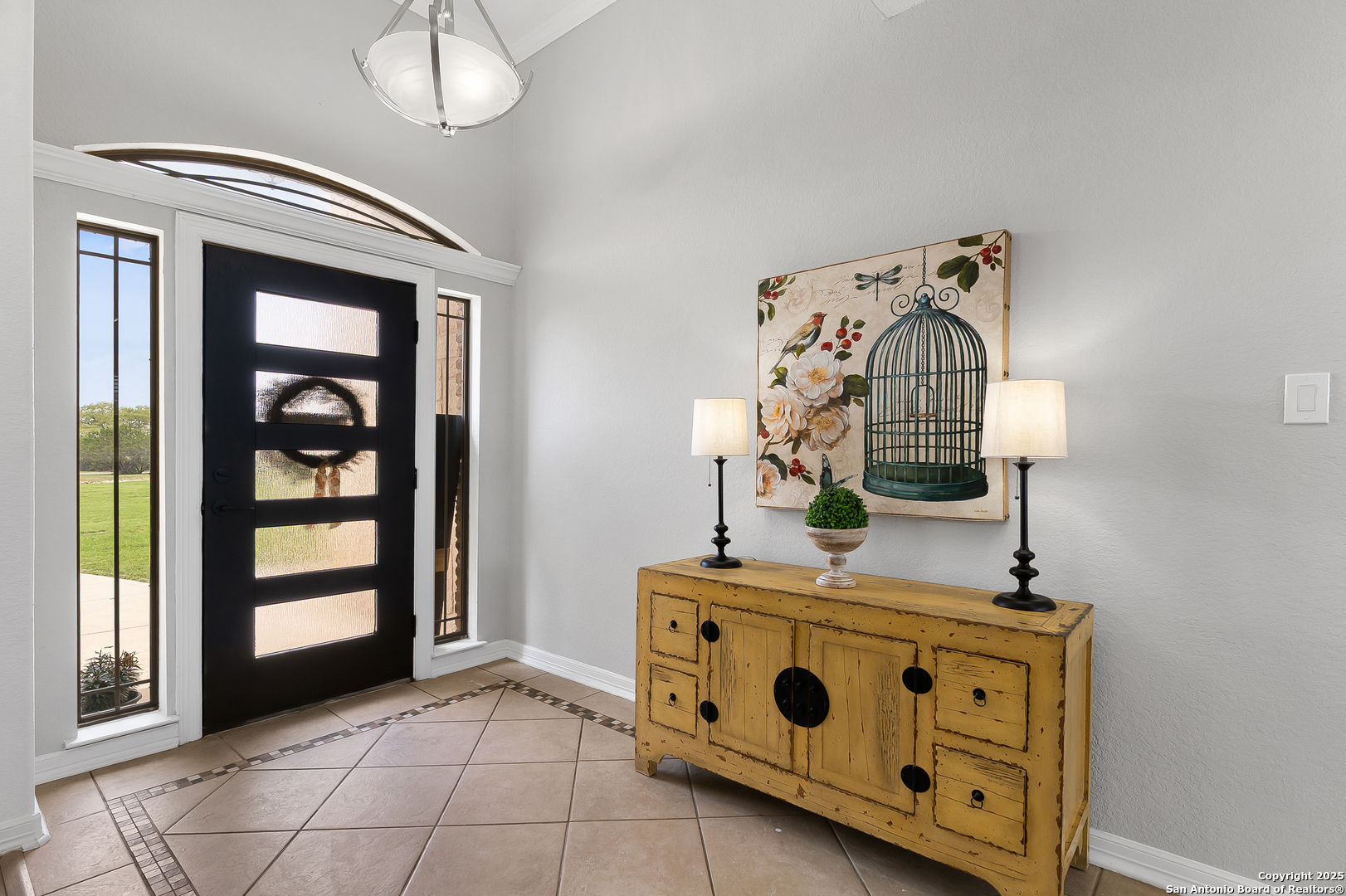 Property Photo: 701 Kreutzberg TX 78006