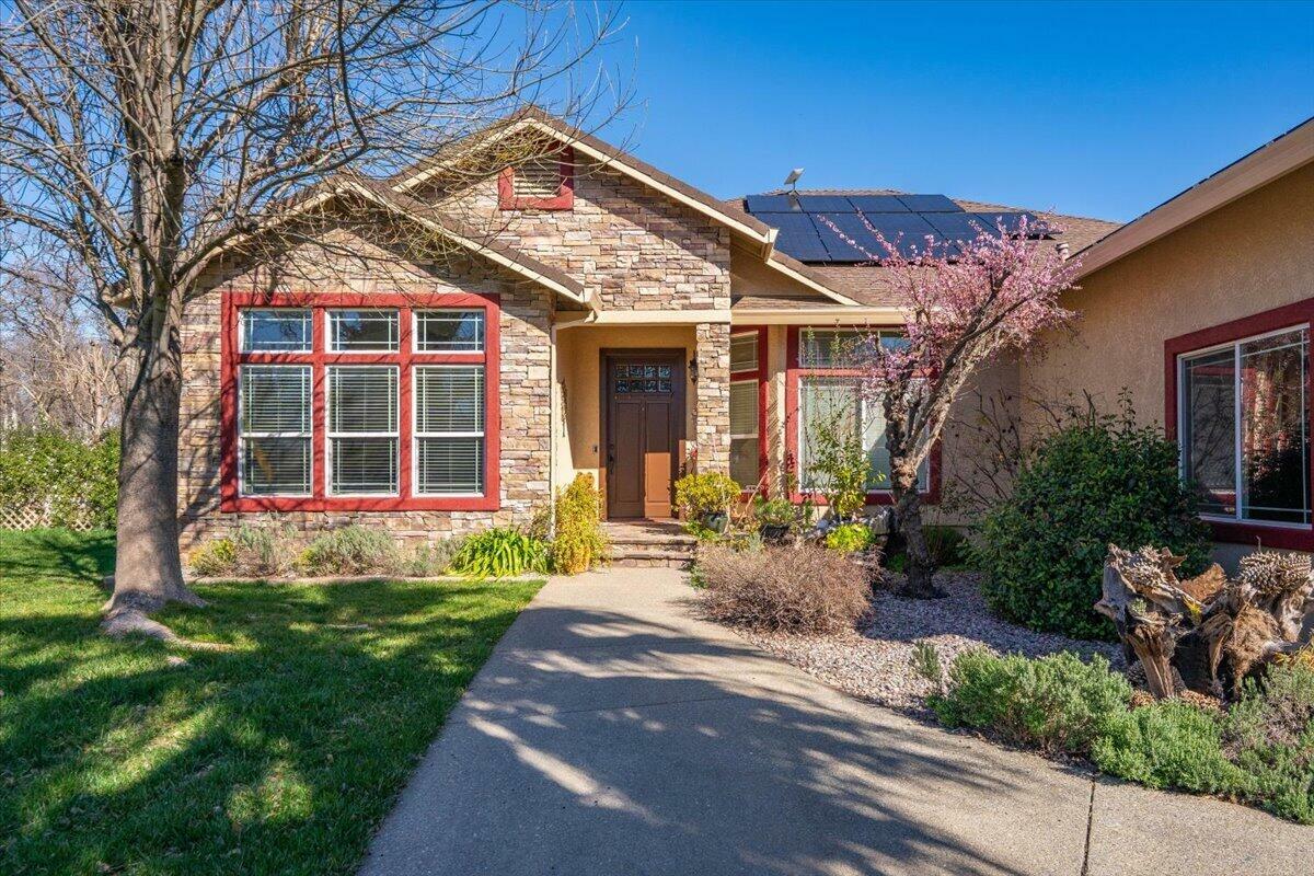 Property Photo: 15410 Autumn Oaks Court CA 96080