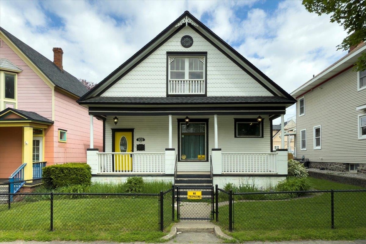 1610 W Dean Ave  Spokane WA 99201 photo