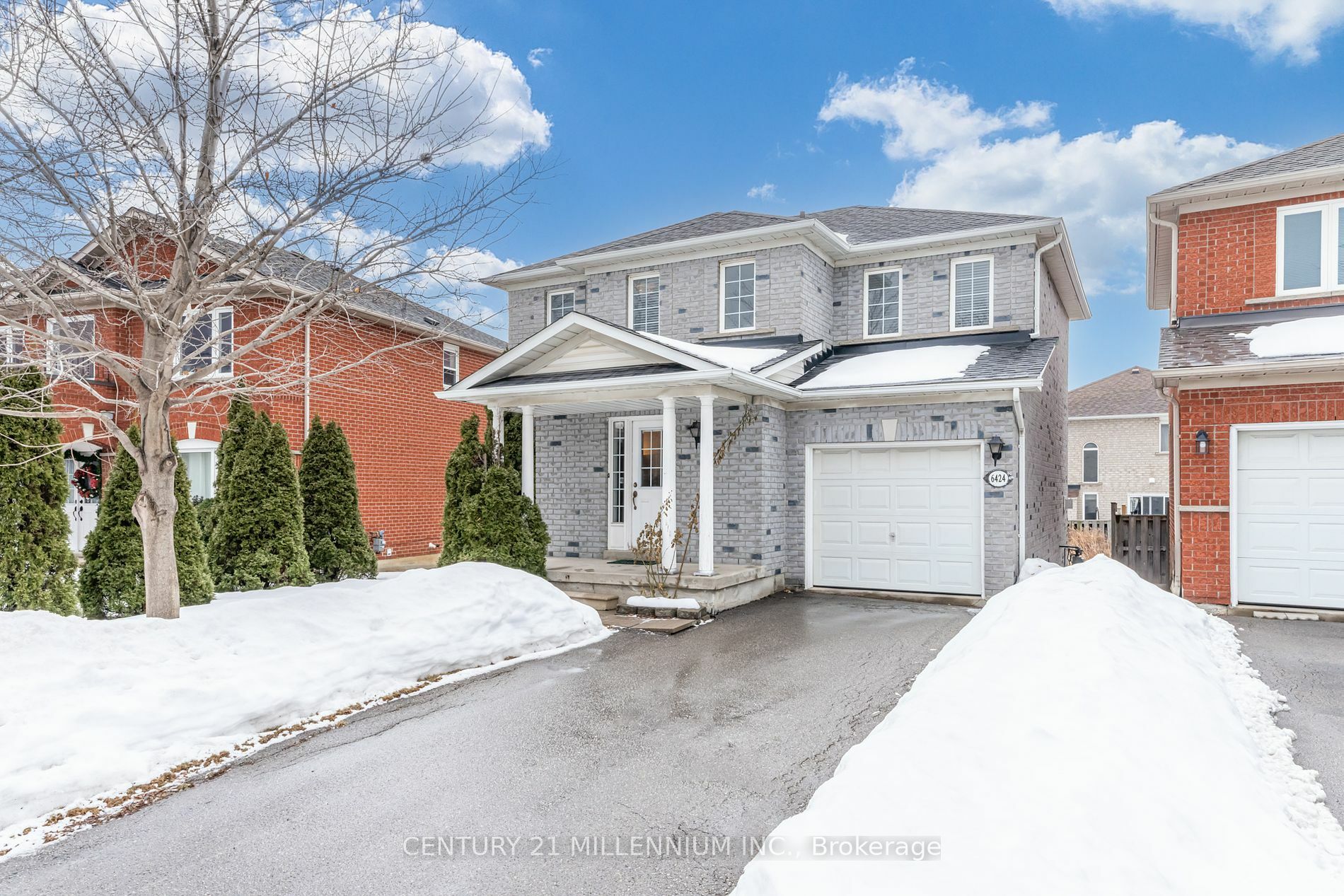 Property Photo:  6424 Sousa Dr  ON L5V 2S3 