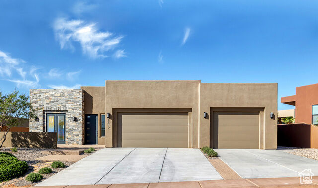 Property Photo: 5417 W Copper Cliffs Way UT 84737