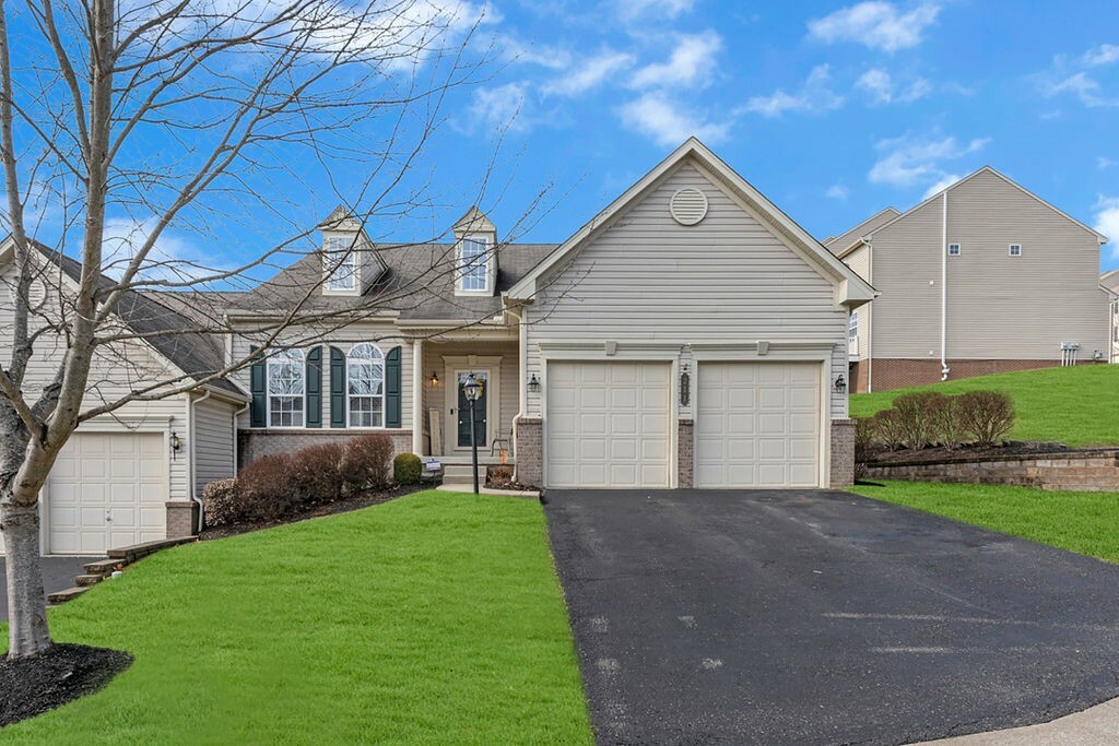 Property Photo: 211 Maple Ridge Drive PA 15317