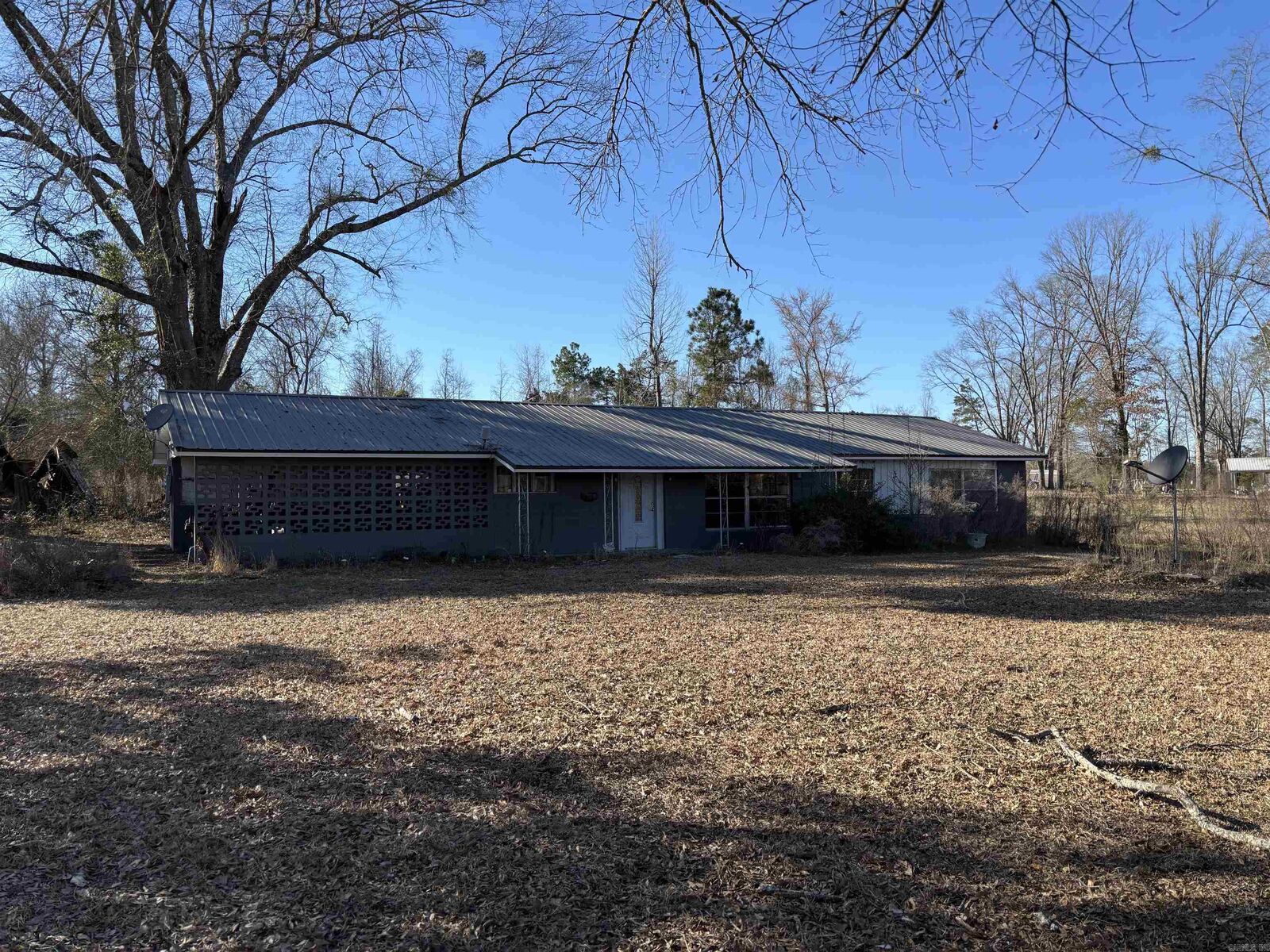 Property Photo:  2990 S Highway 79  AR 71701 
