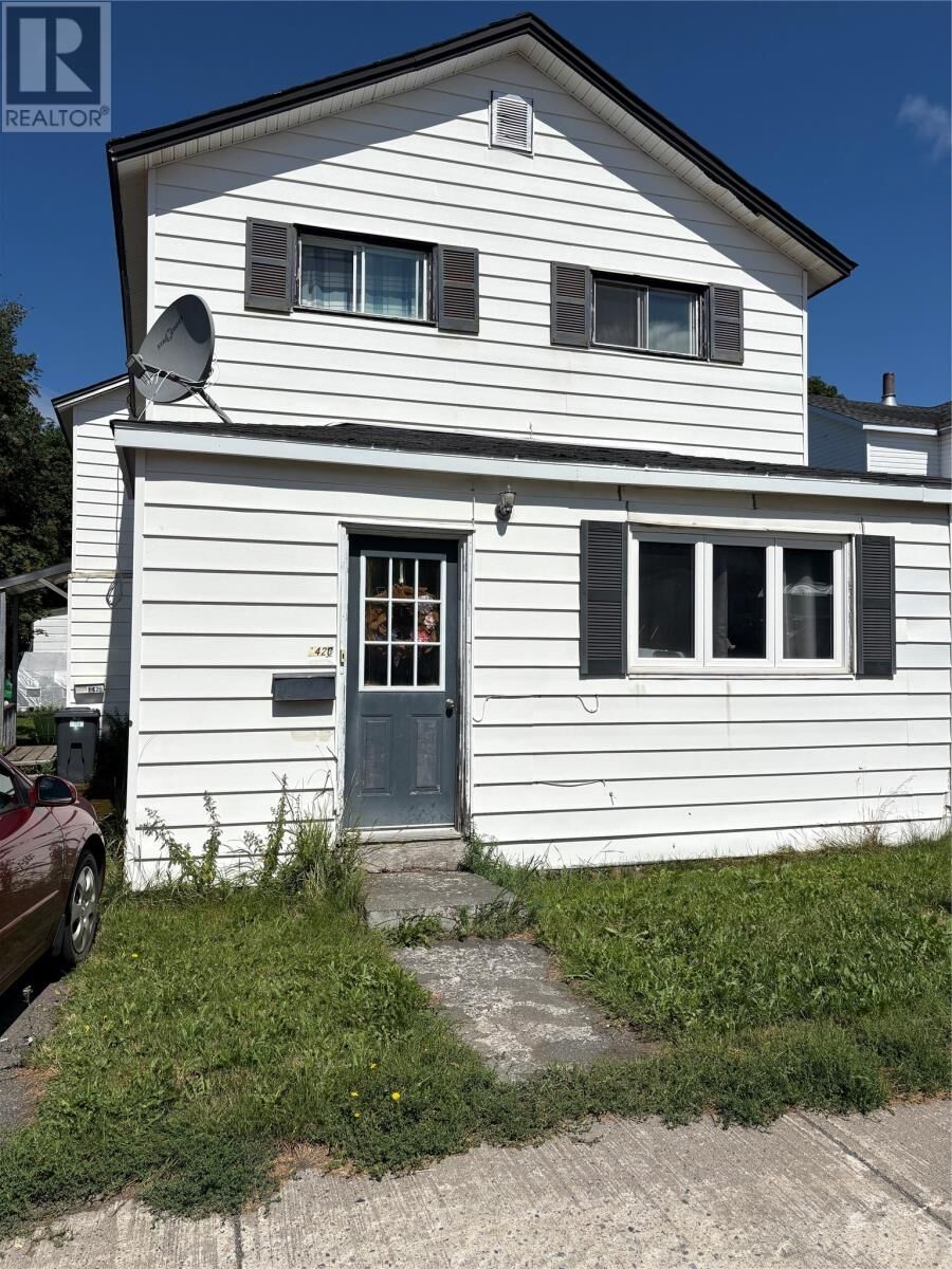 Property Photo:  142 Lincoln Road 1,2,3,4  NL A2A 1P4 
