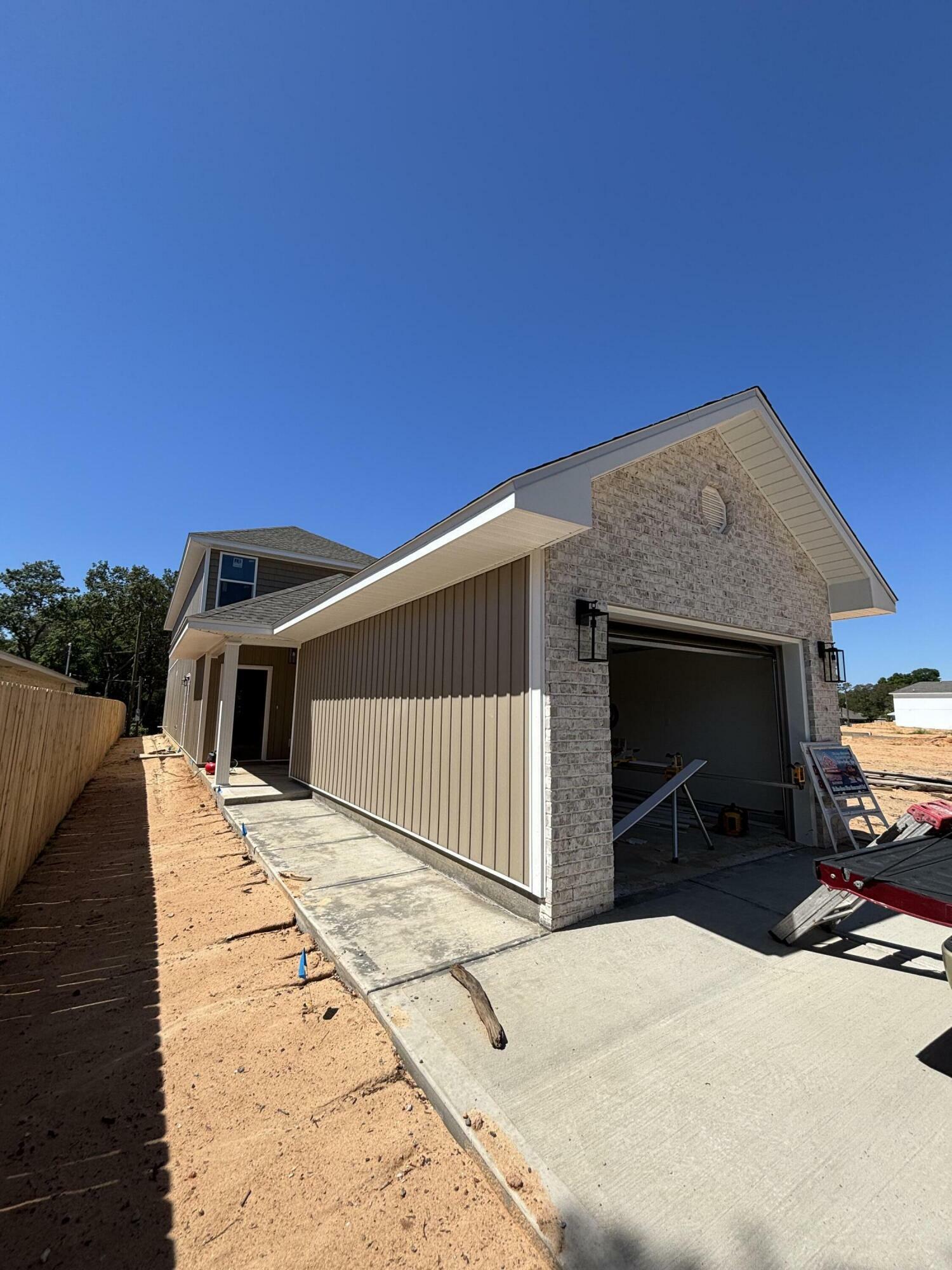 Property Photo: 110 2nd Avenue FL 32579