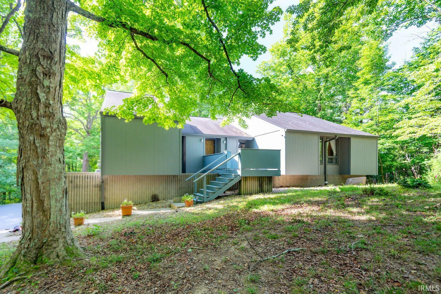 6880 E Trailway Drive  Bloomington IN 47408 photo