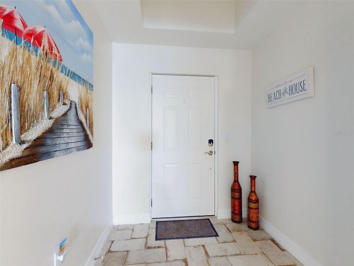 Property Photo: 1705 S Atlantic Avenue 402 FL 32169