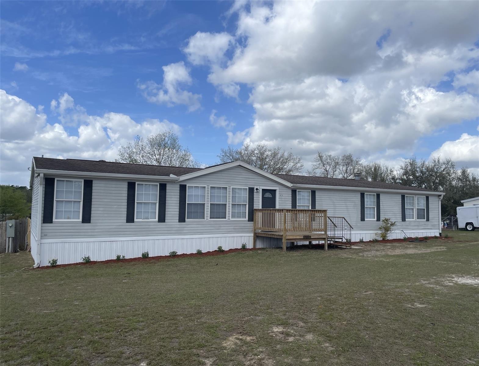 Property Photo:  14210 SE 60th Avenue  FL 34491 