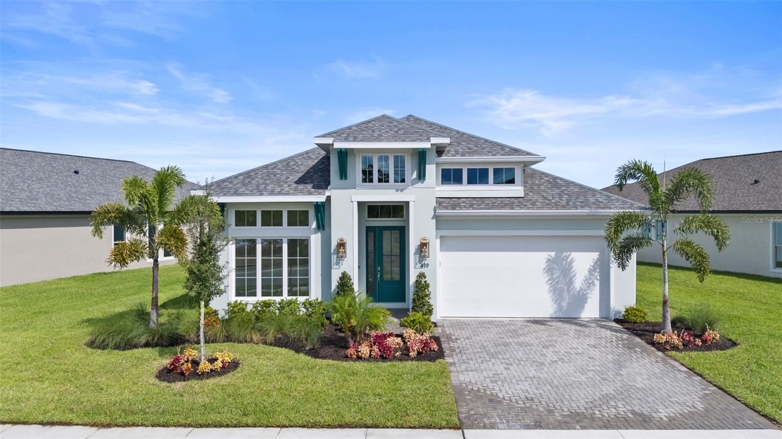 Property Photo: 419 Sun Chaser Drive FL 34275