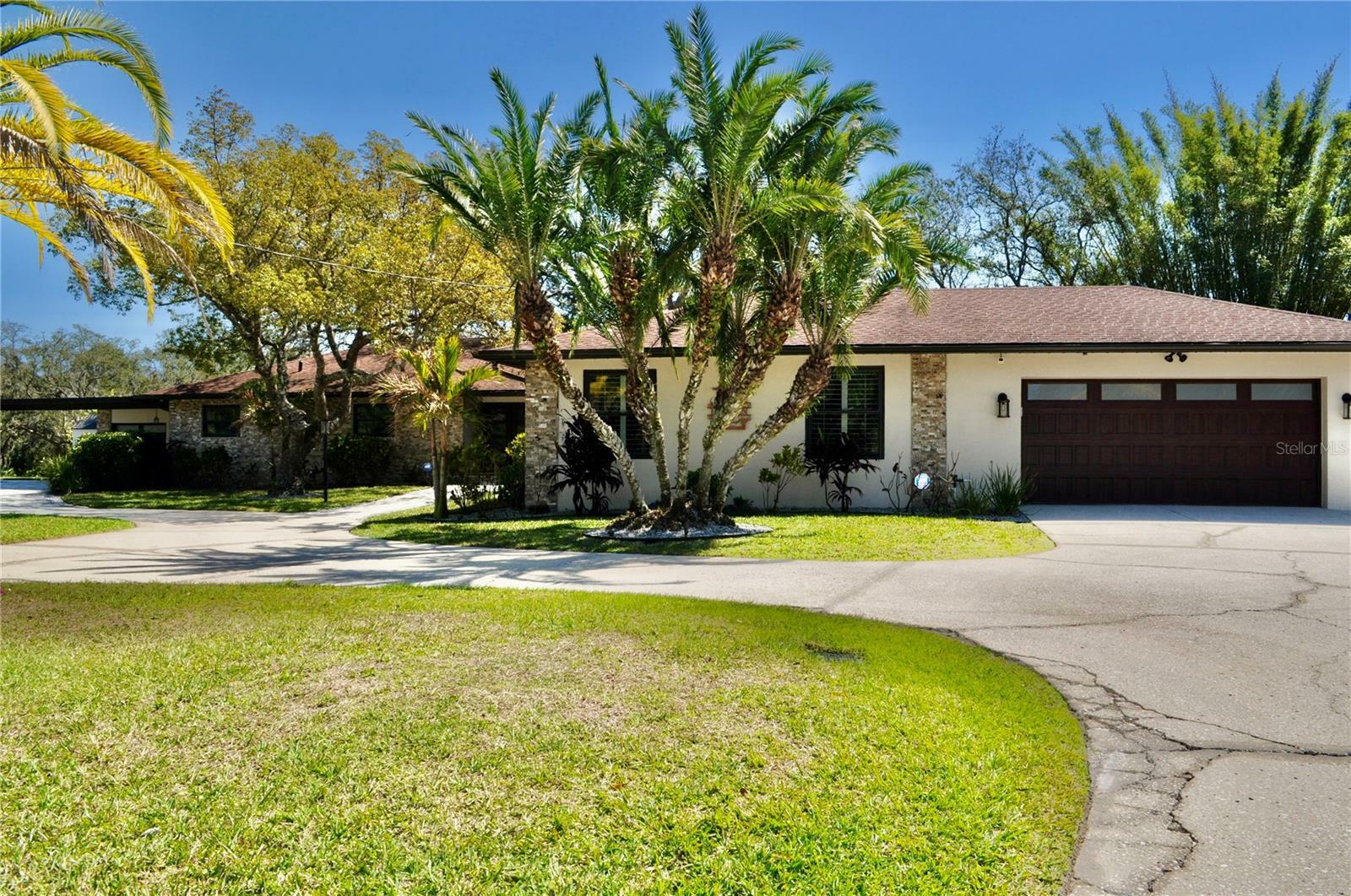 Property Photo: 12602 Corral Road FL 33626