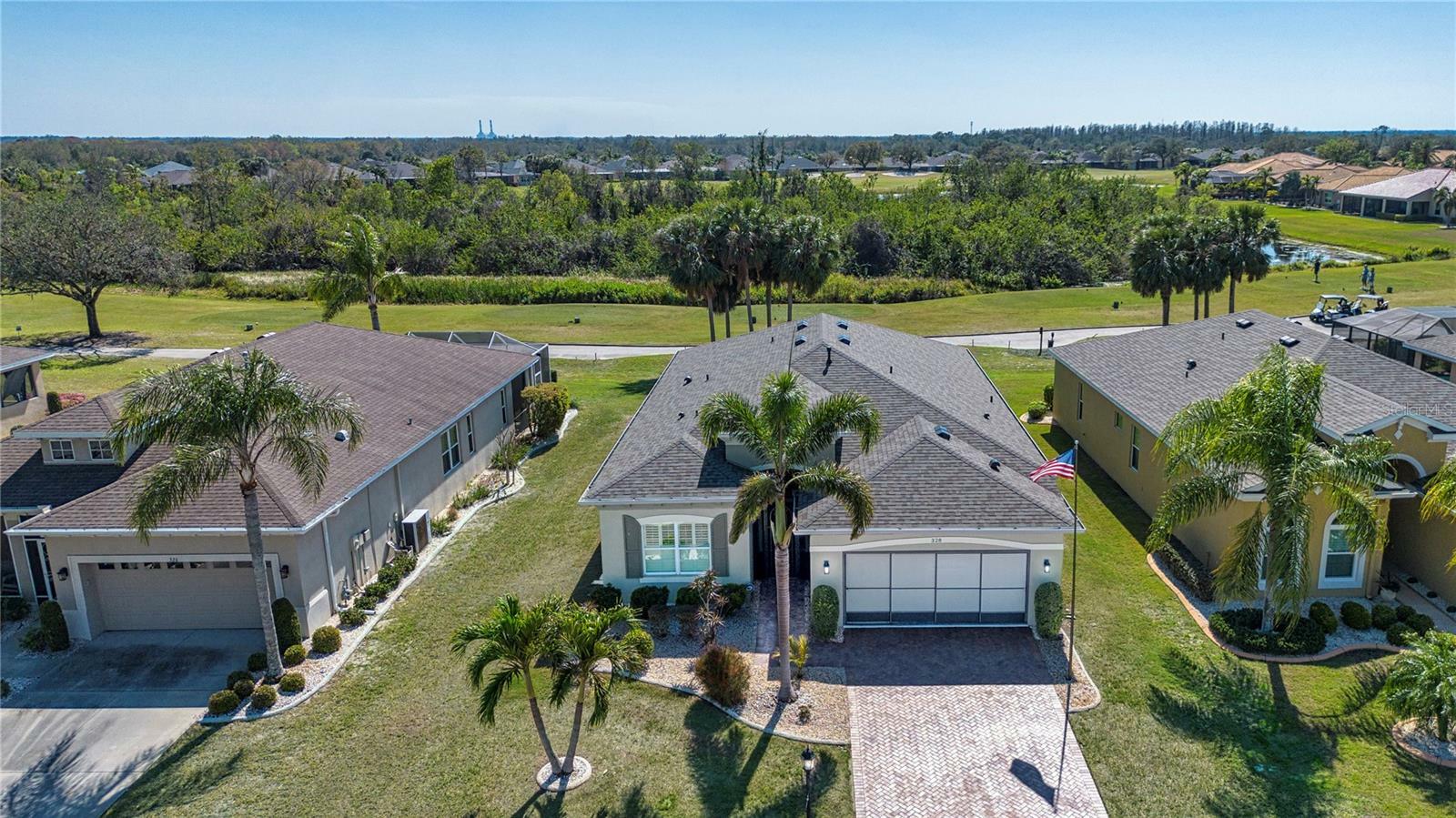 Property Photo: 328 Siena Vista Place FL 33573