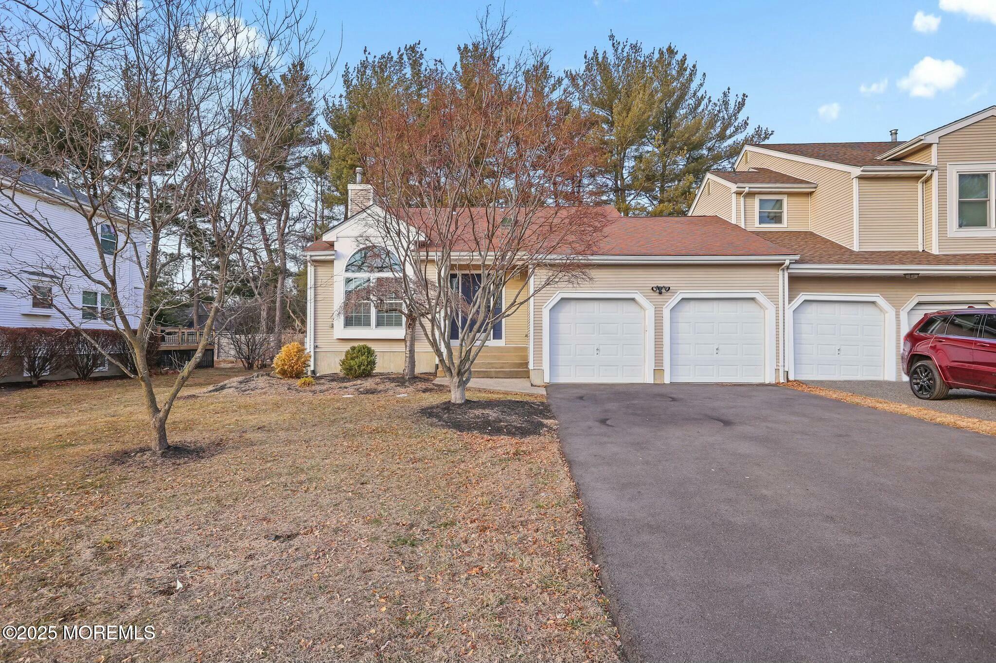 Property Photo:  3 Baytree Circle  NJ 07748 