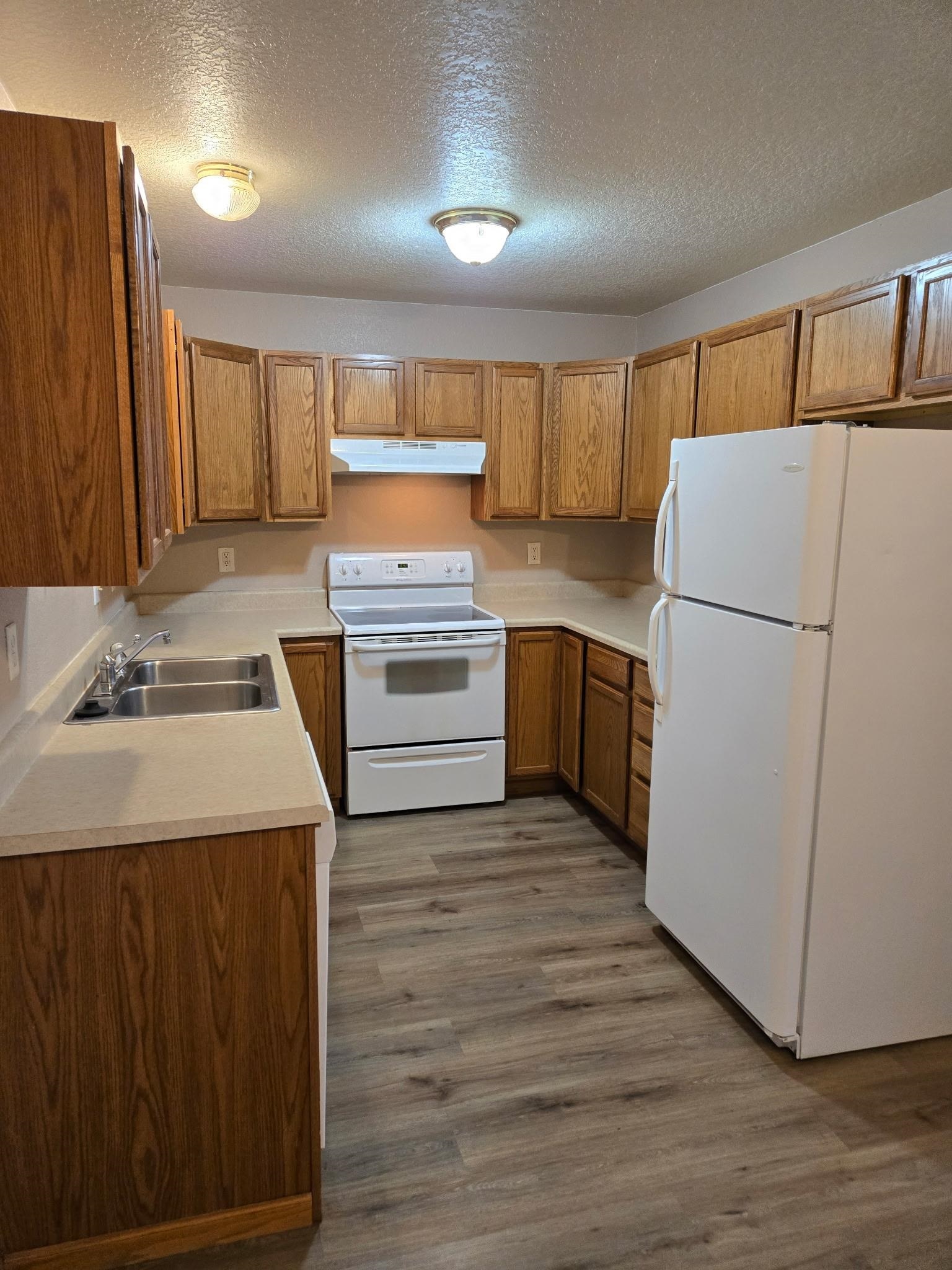 Property Photo: 885 C E Minnesota Street SD 57701