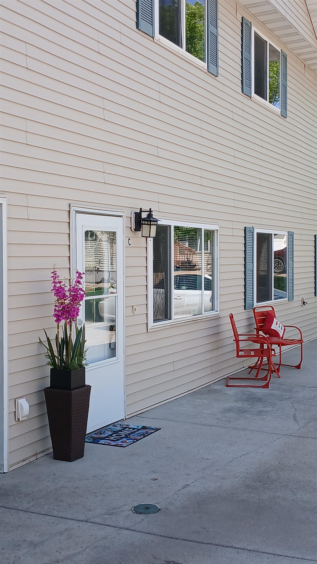 Property Photo:  885 C E Minnesota Street  SD 57701 