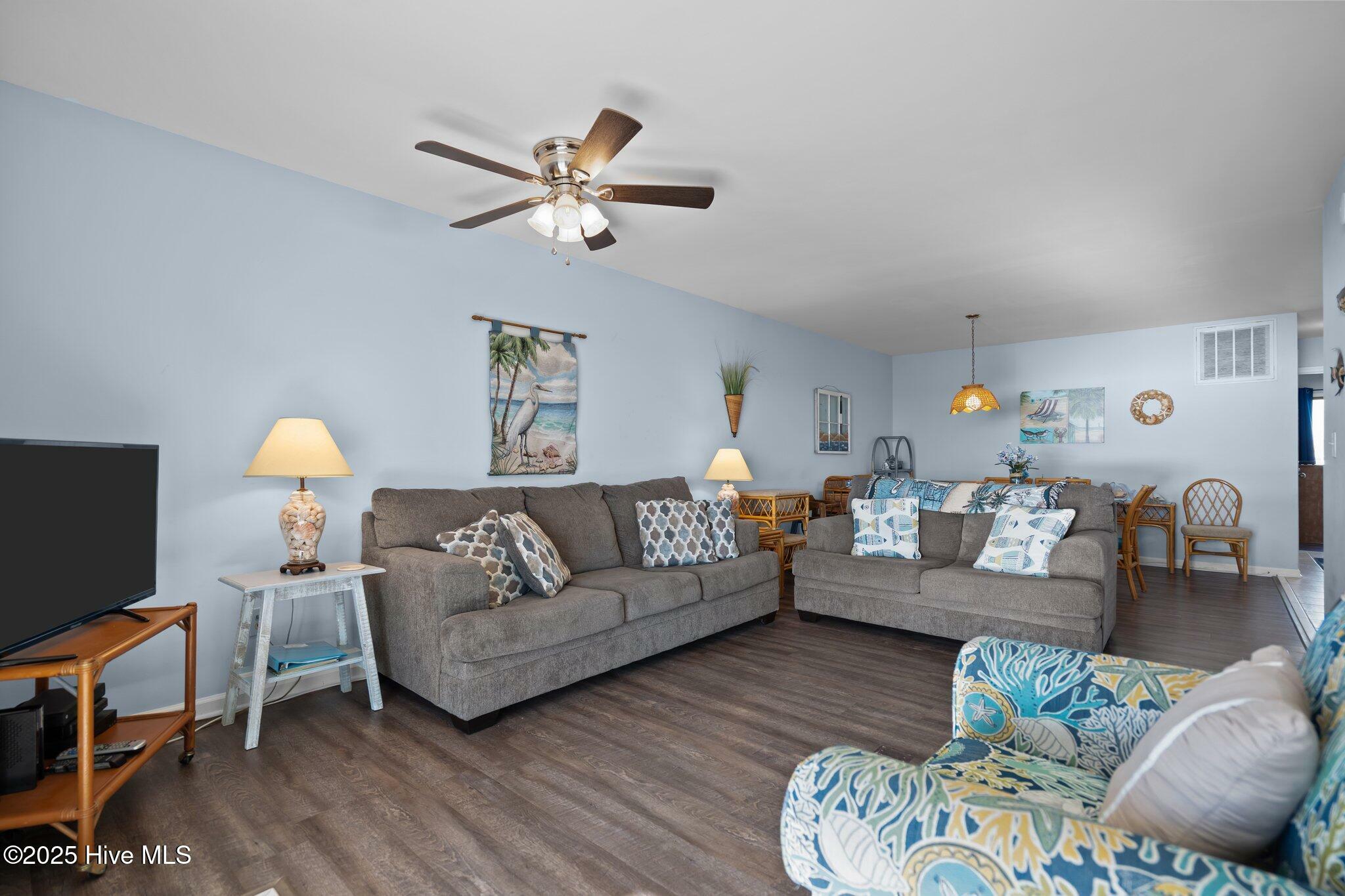 Property Photo:  1308 Carolina Beach Avenue N 2C  NC 28428 