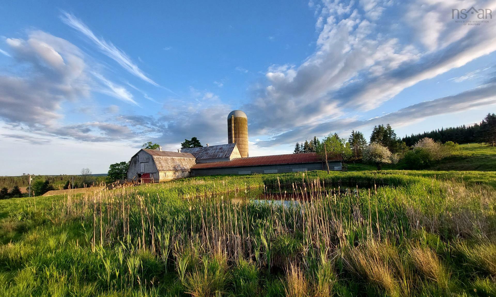 Property Photo: 11454 Highway 224 NS B0N 1X0
