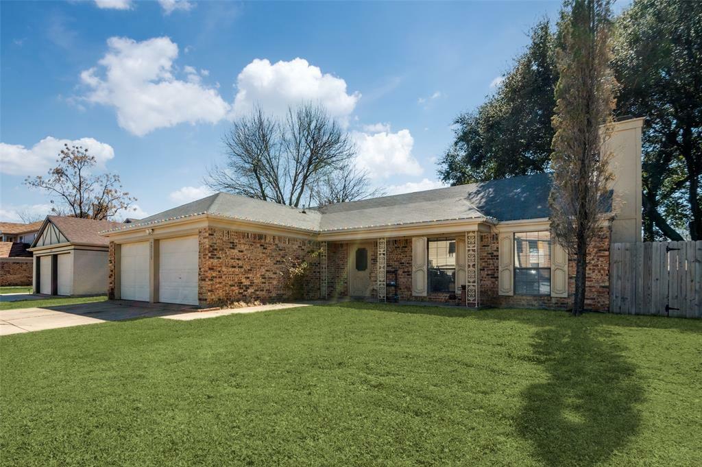 Property Photo:  2329 Warwick Avenue  TX 75052 