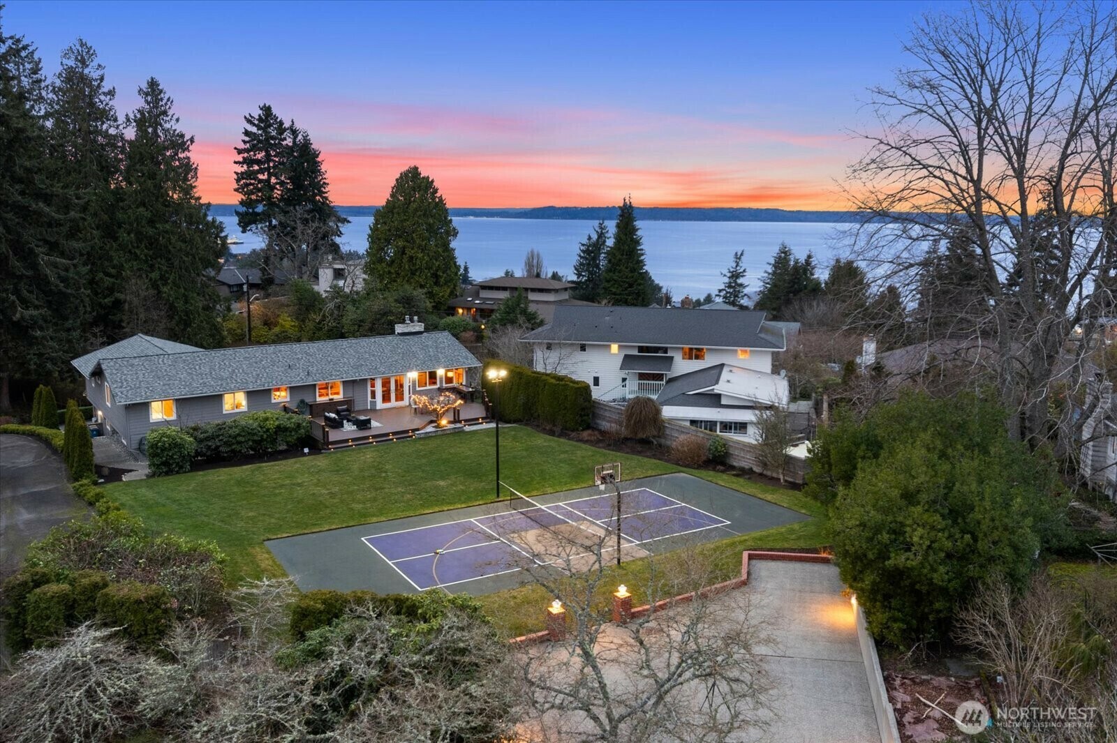 Property Photo: 9317 192nd Place SW WA 98020