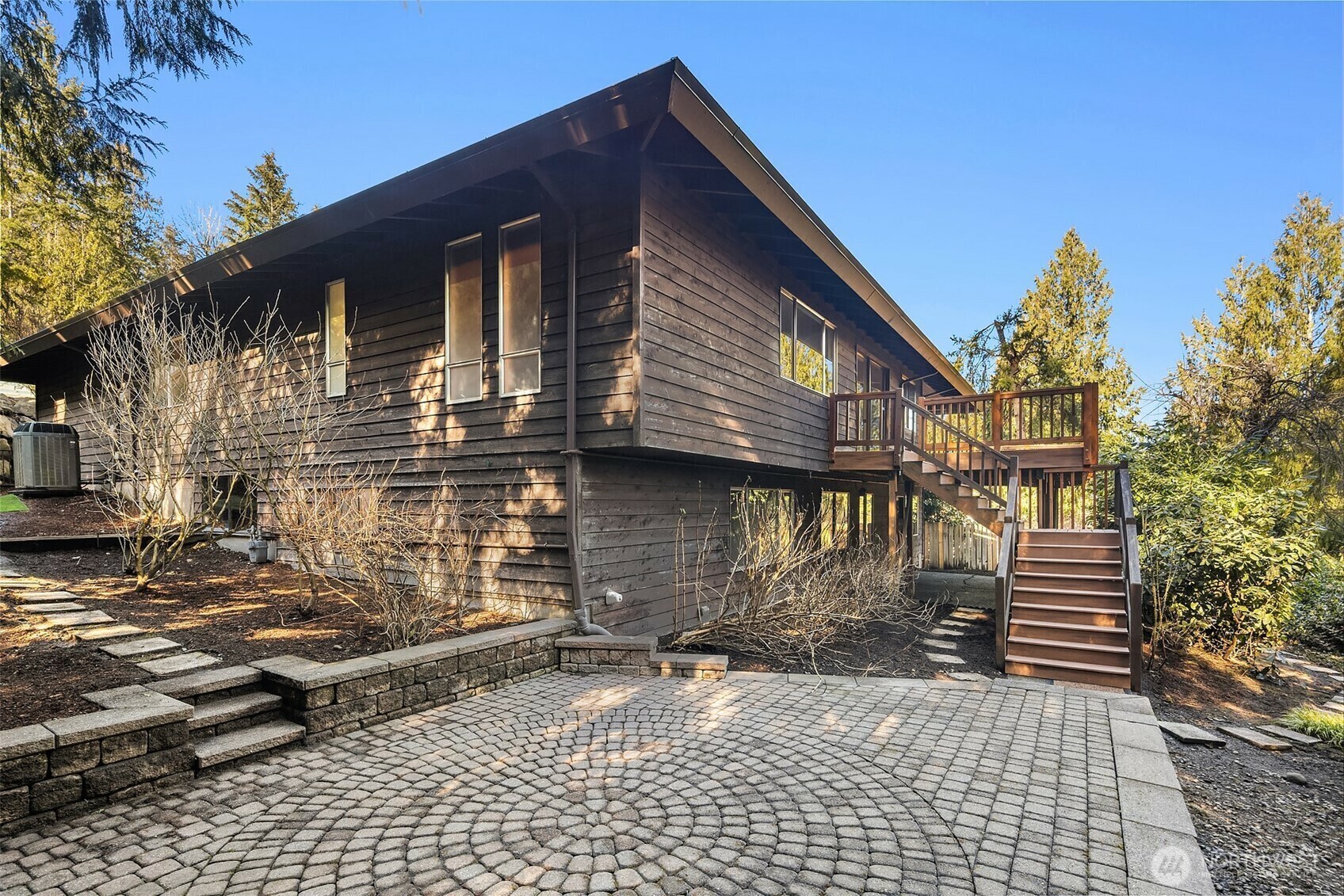 Property Photo:  2810  177th Avenue NE  WA 98052 