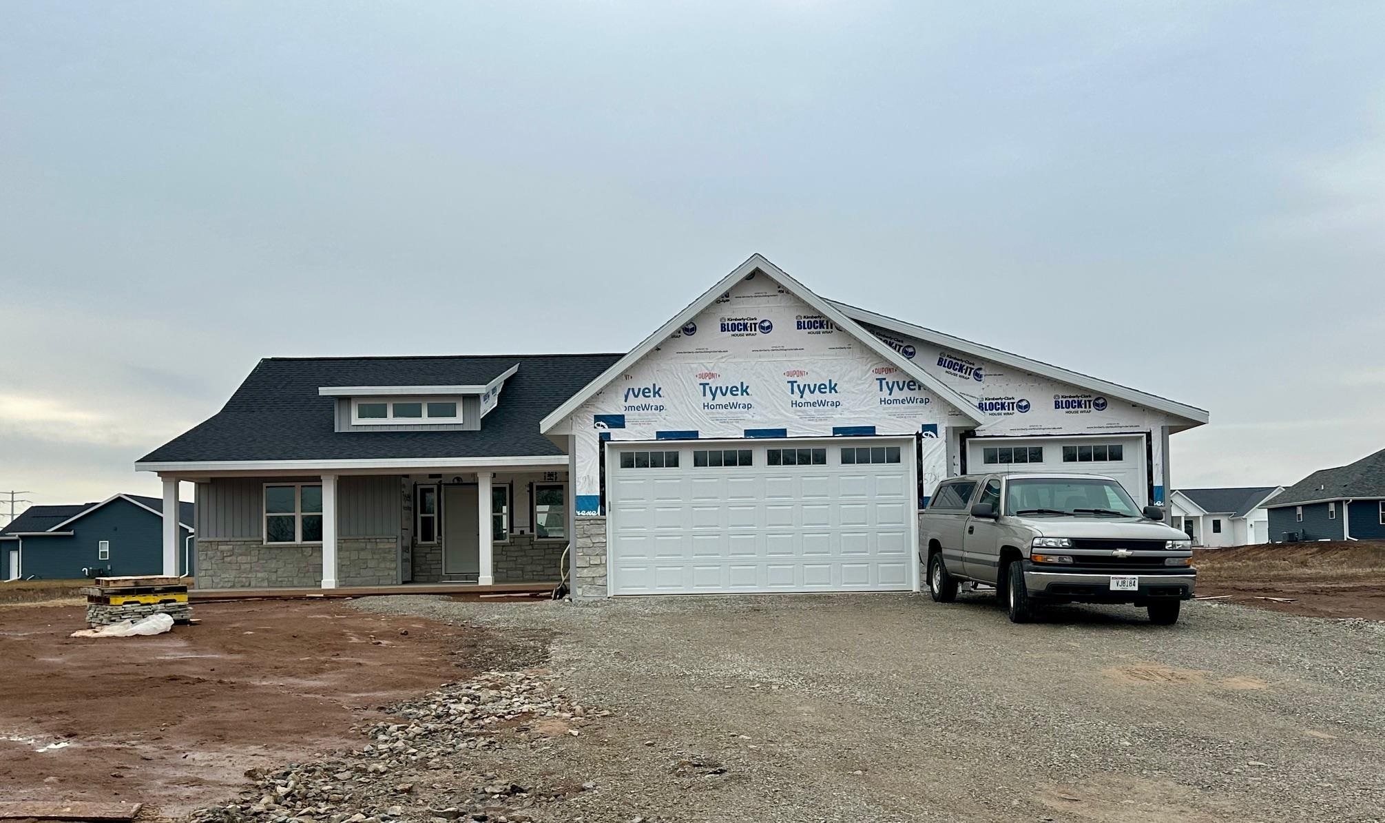 5711 N Sequoia Drive  Appleton WI 54913 photo