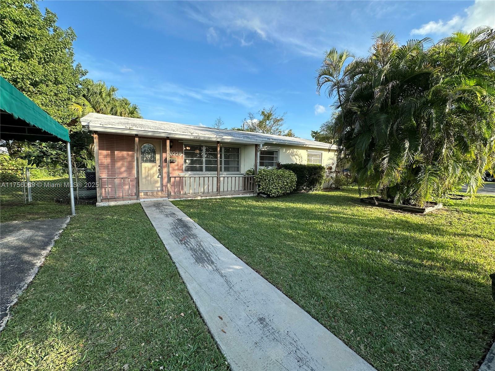 Property Photo:  20225 SW 106th Ave  FL 33189 