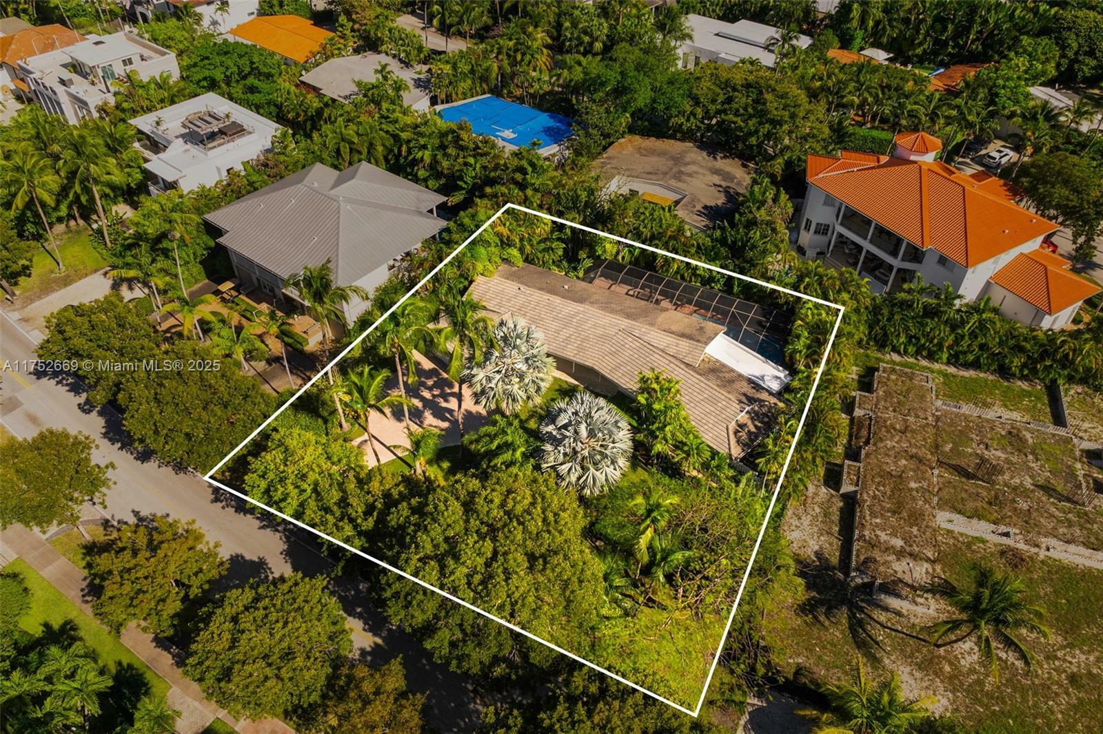 Property Photo: 335 Harbor Dr FL 33149
