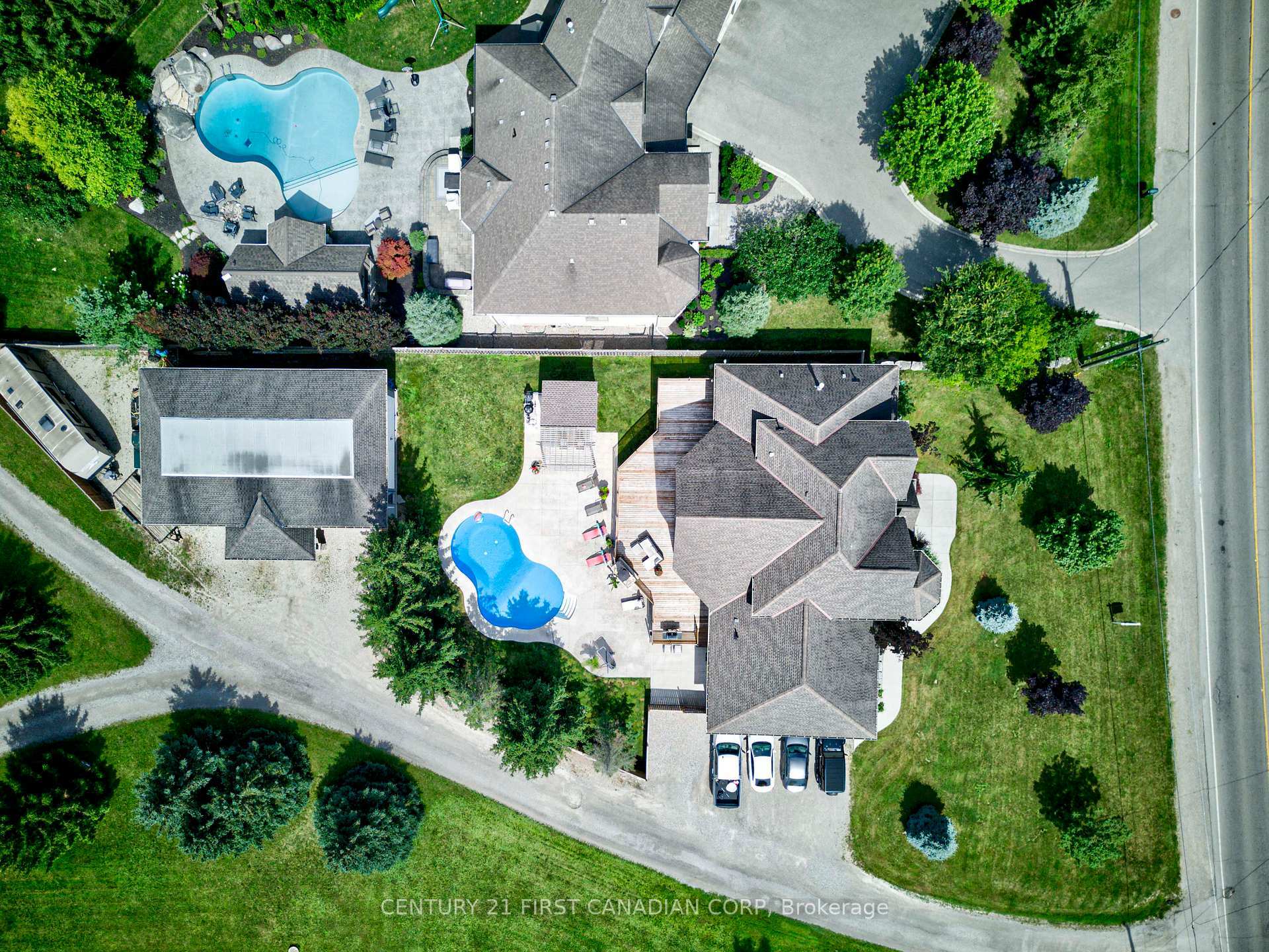 Photo de la propriété: 1659 Hamilton Rd ON N6M 1G5