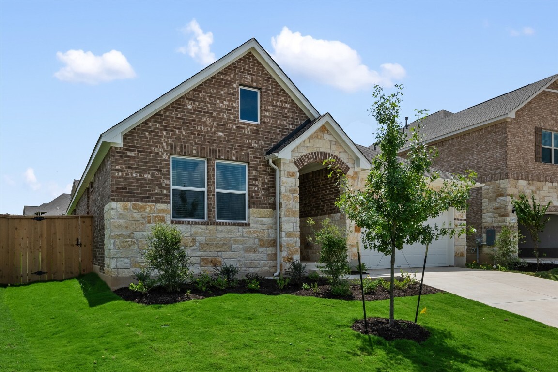 Property Photo: 185 Coleto Trail TX 78602
