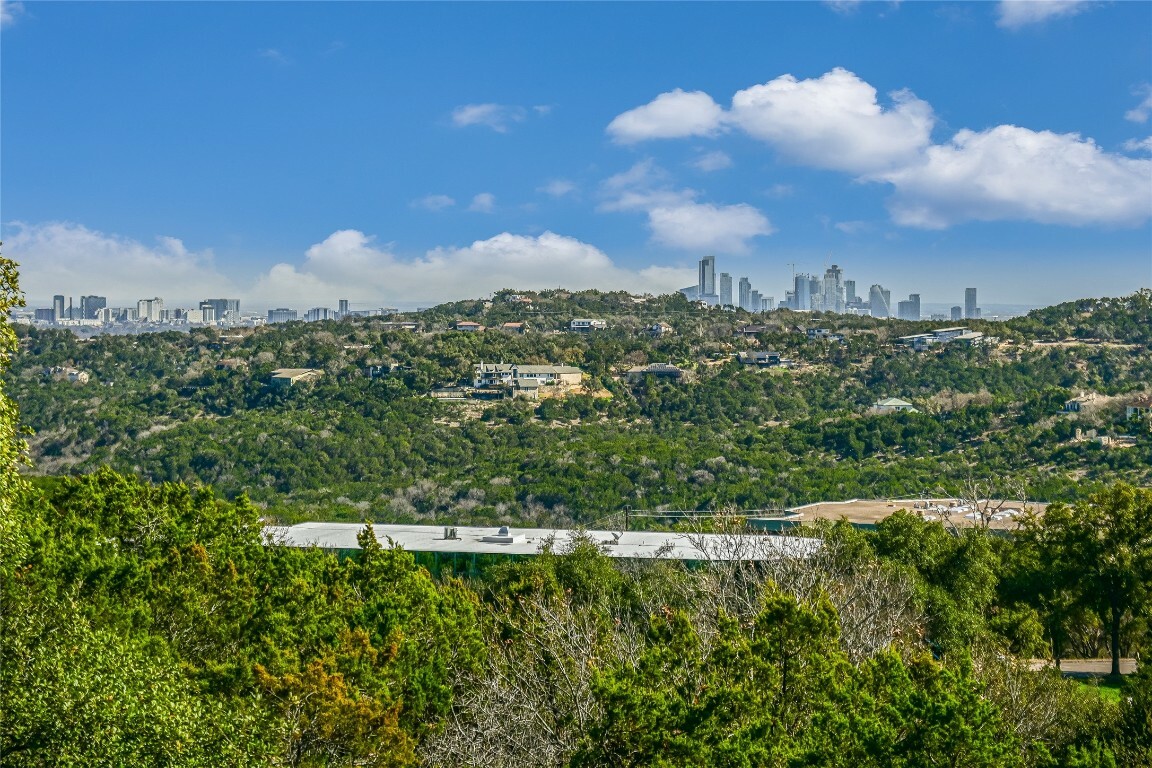 Property Photo: 1 Hedge Lane TX 78746