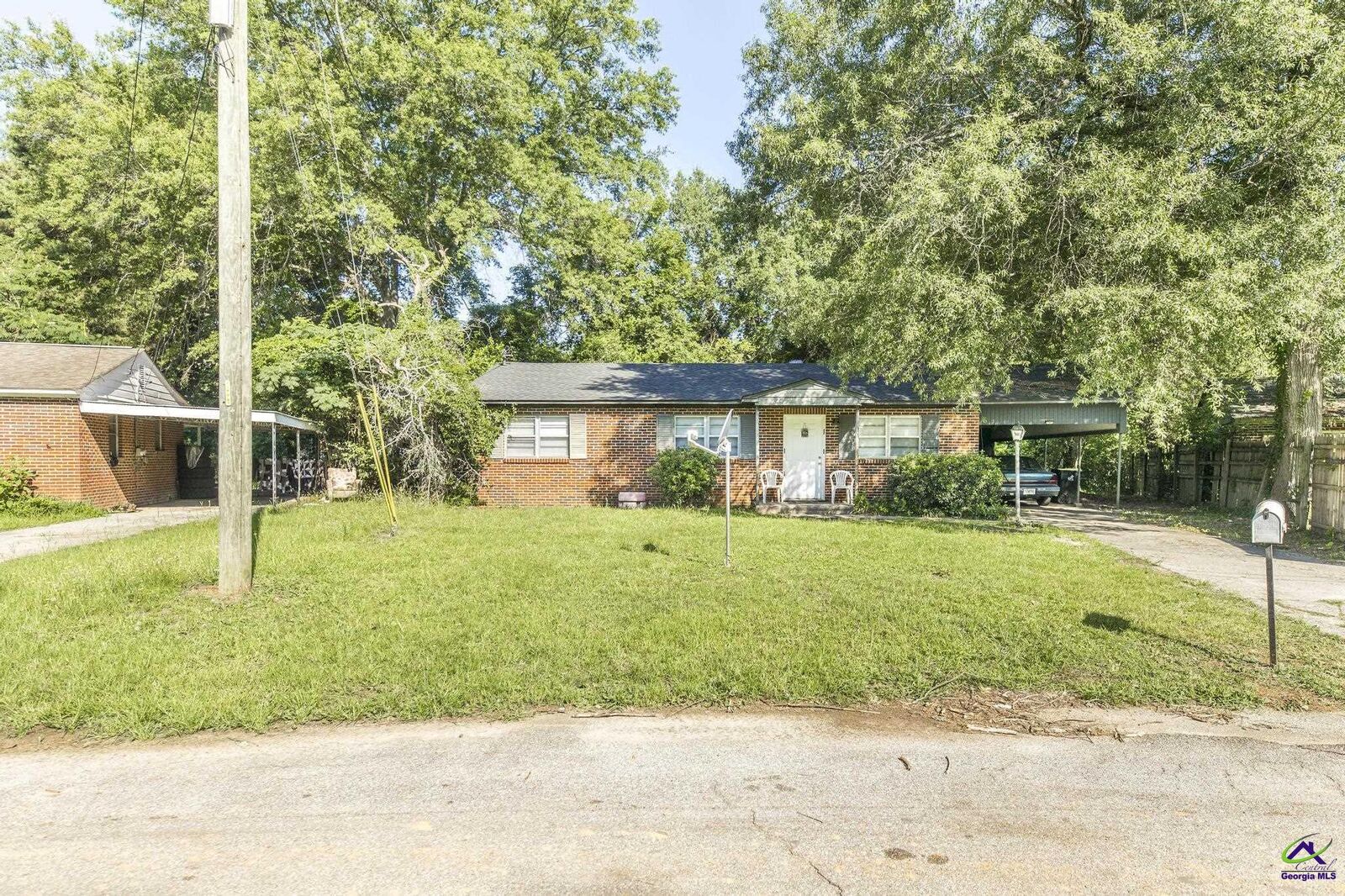 Property Photo: 124 Flanders Drive GA 31093