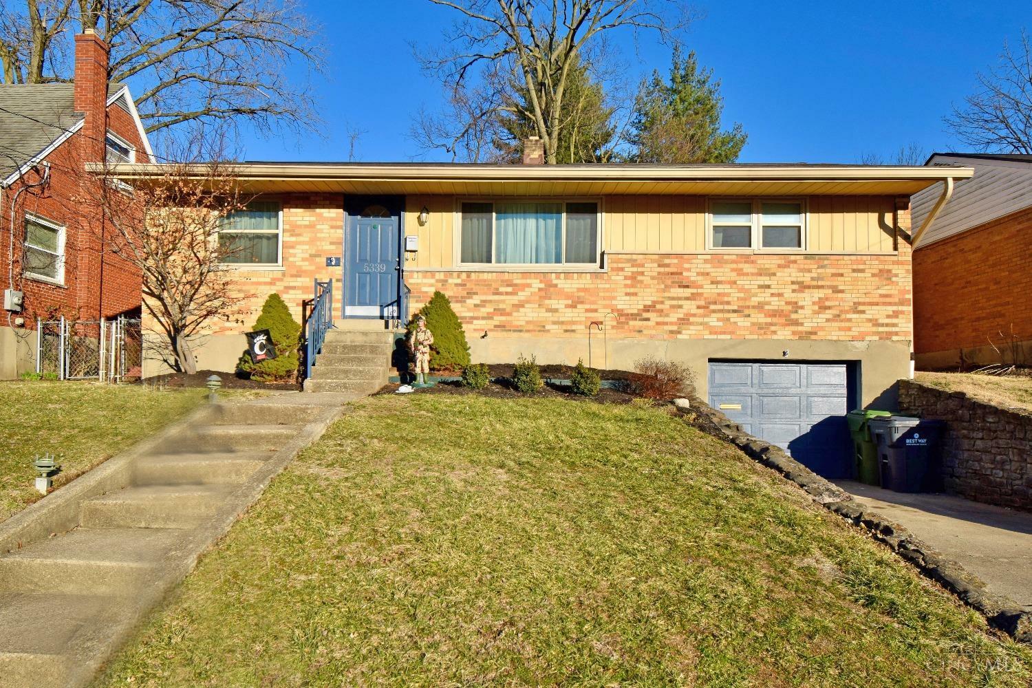 5339 Briarhill Drive  Delhi Twp OH 45238 photo