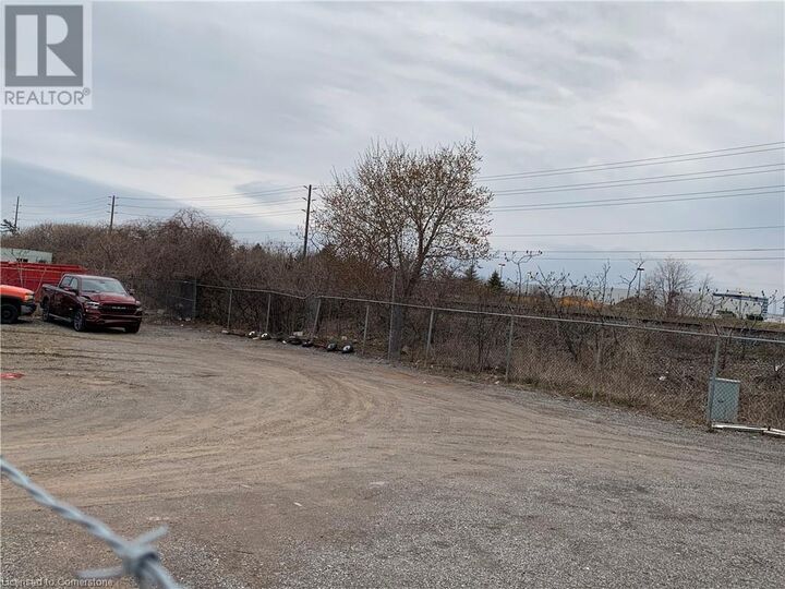 Property Photo:  1149 Speers Road Yard  ON L6L 2X5 