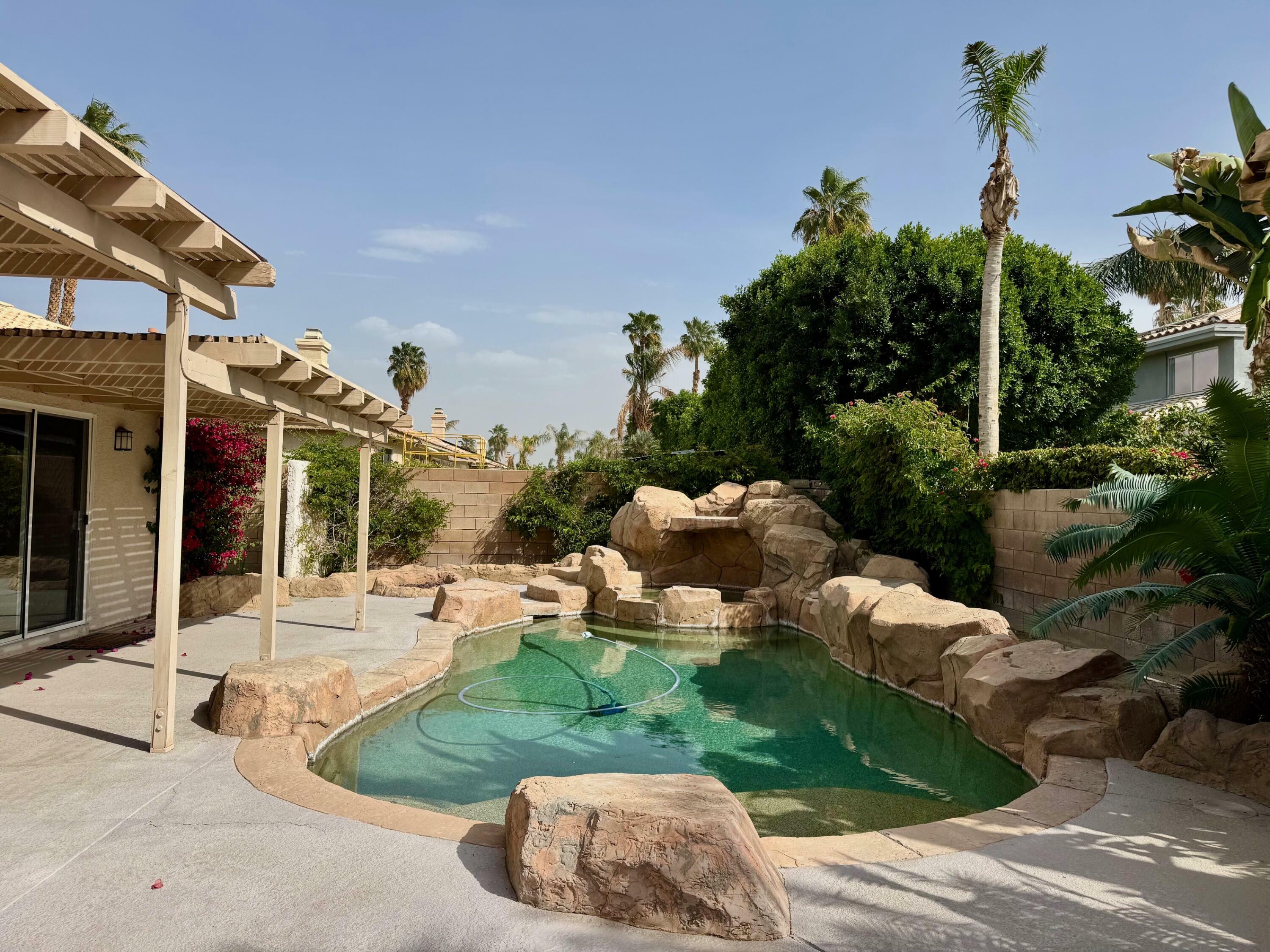 Property Photo:  74505 Coral Bells Circle  CA 92260 