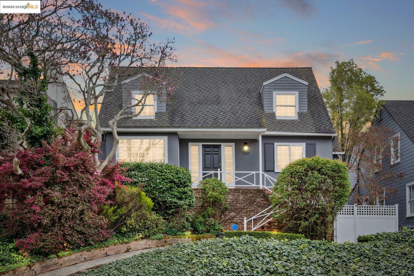 1887 Trestle Glen Rd  Oakland CA 94610 photo