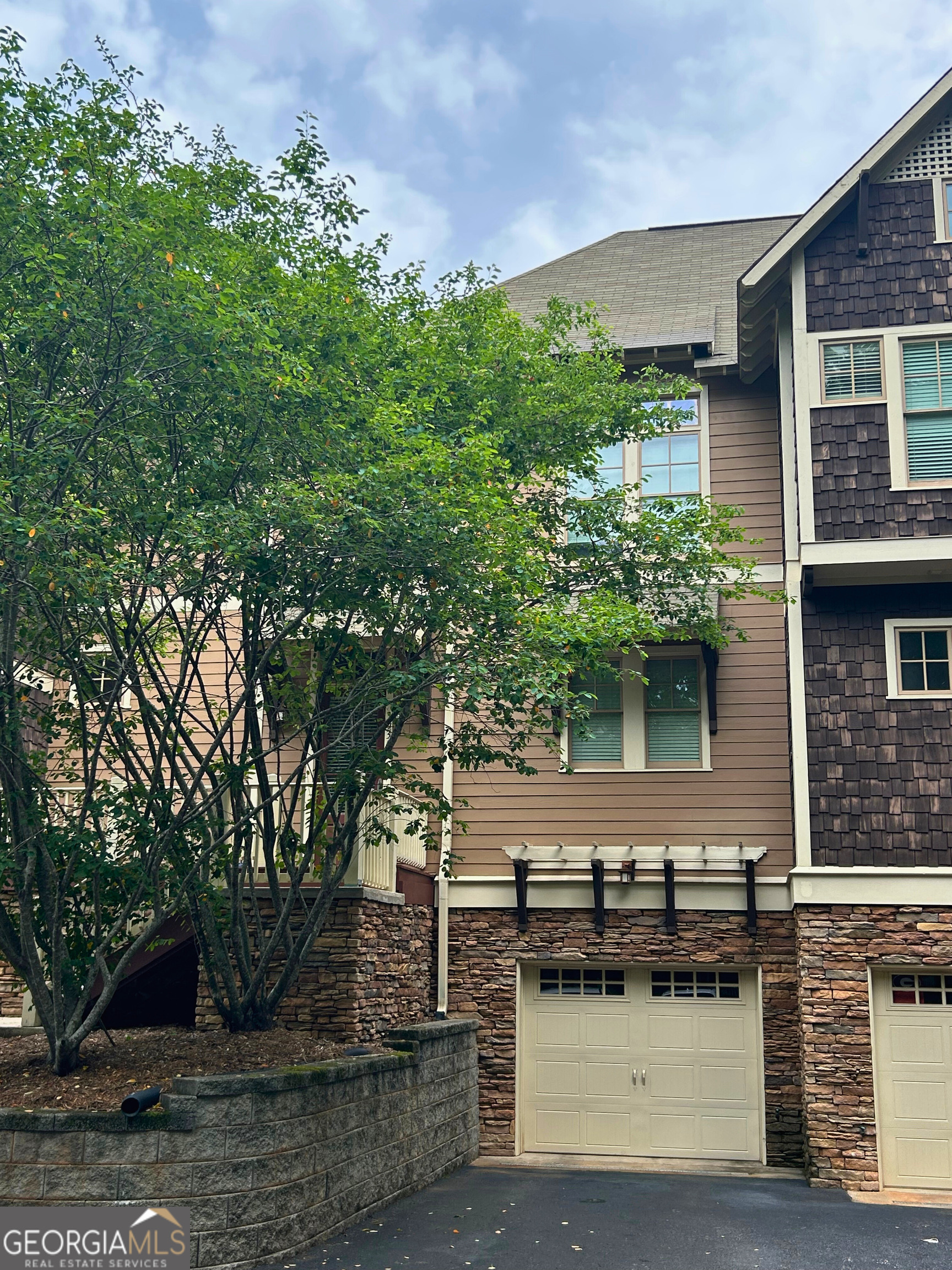 Property Photo: 310 Research Drive 303 GA 30605