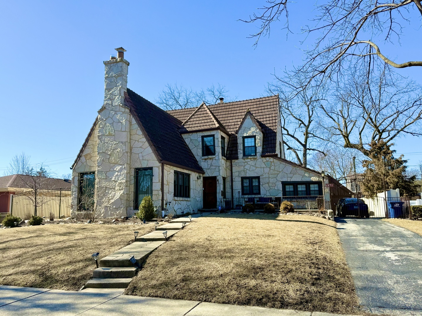 Property Photo: 1772 Birch Street IL 60018