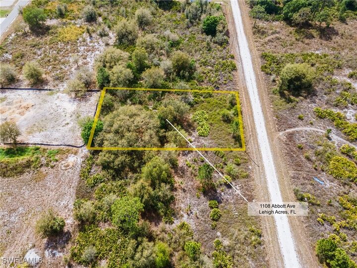 Property Photo: 1108 Abbott Avenue FL 33972