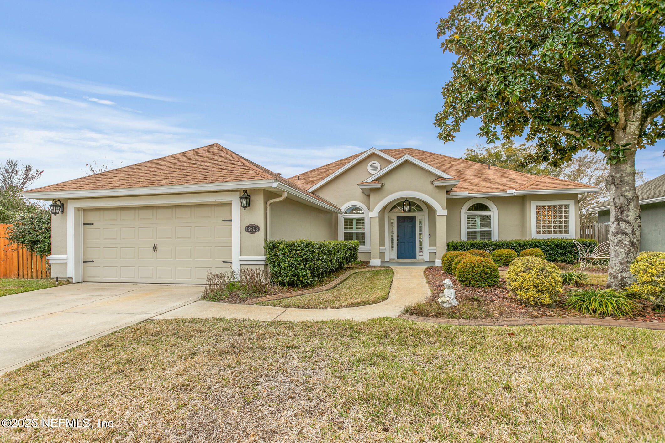 Property Photo:  13608 Devan Lee Drive E  FL 32226 