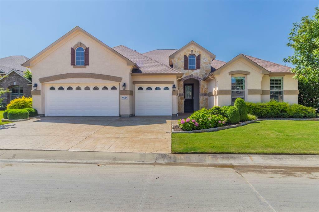 9525 Crestview Drive  Denton TX 76207 photo
