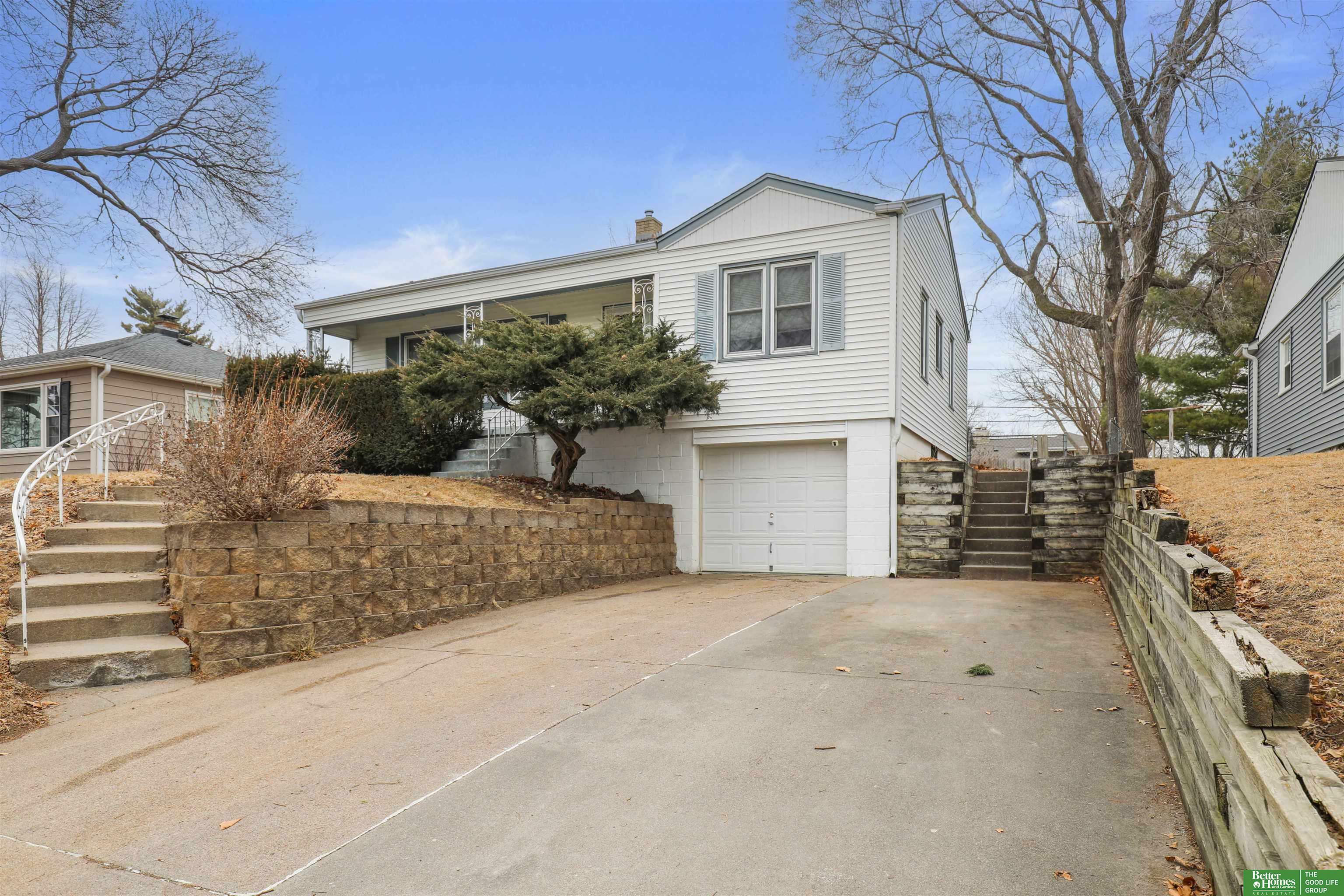 Property Photo:  741 N 75 Street  NE 68114 