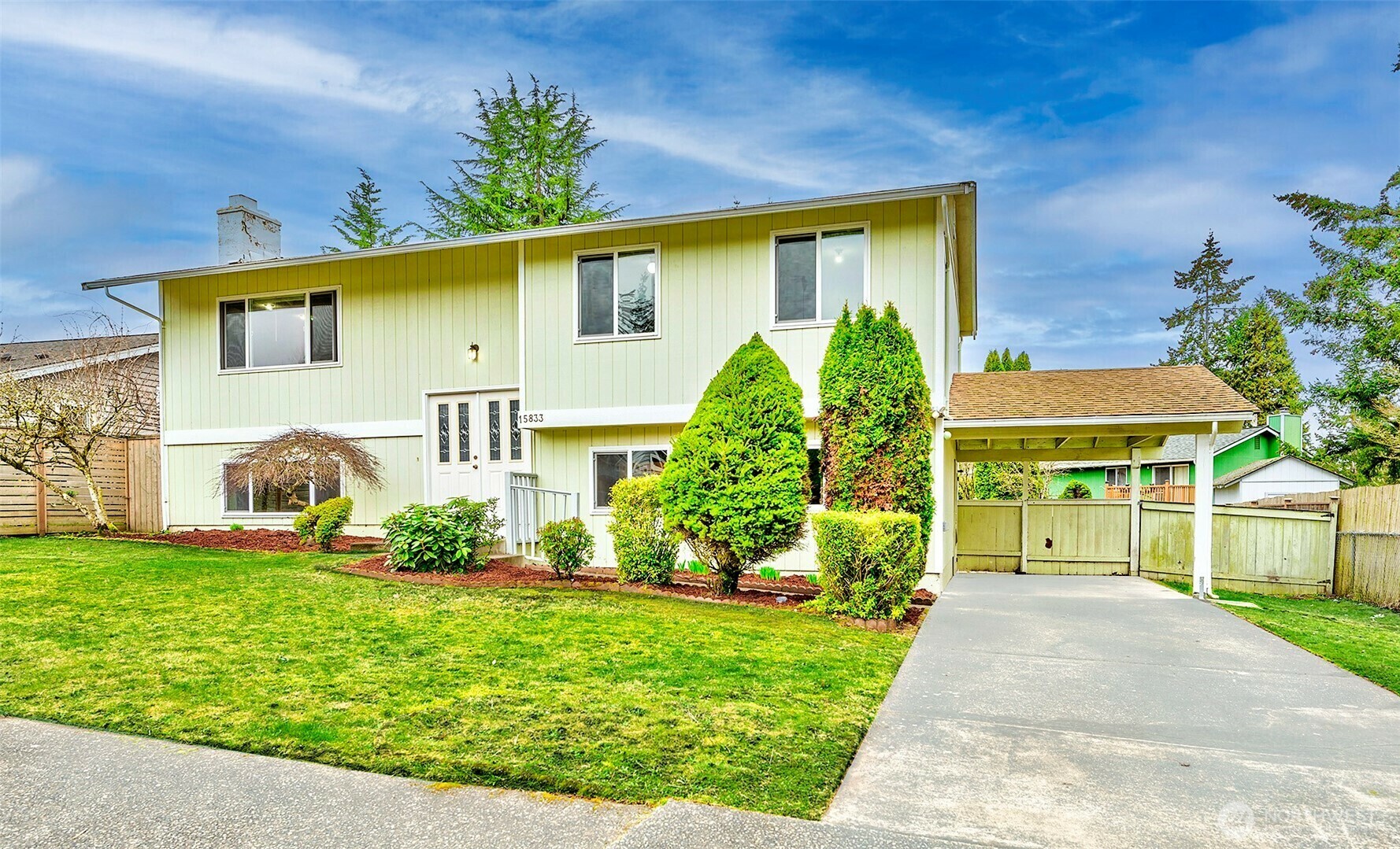 Property Photo:  15833 NE 110th Street  WA 98052 