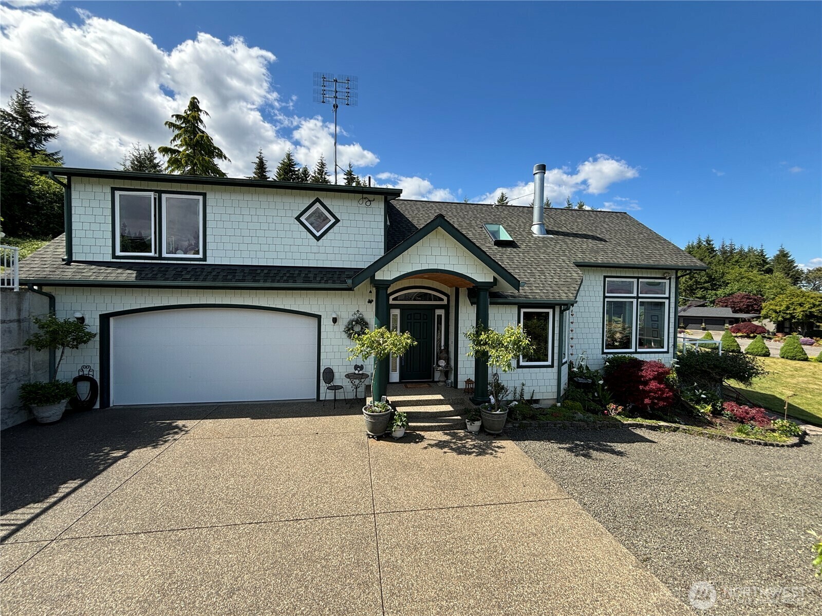 Property Photo: 201 E Smith Cove Way WA 98584