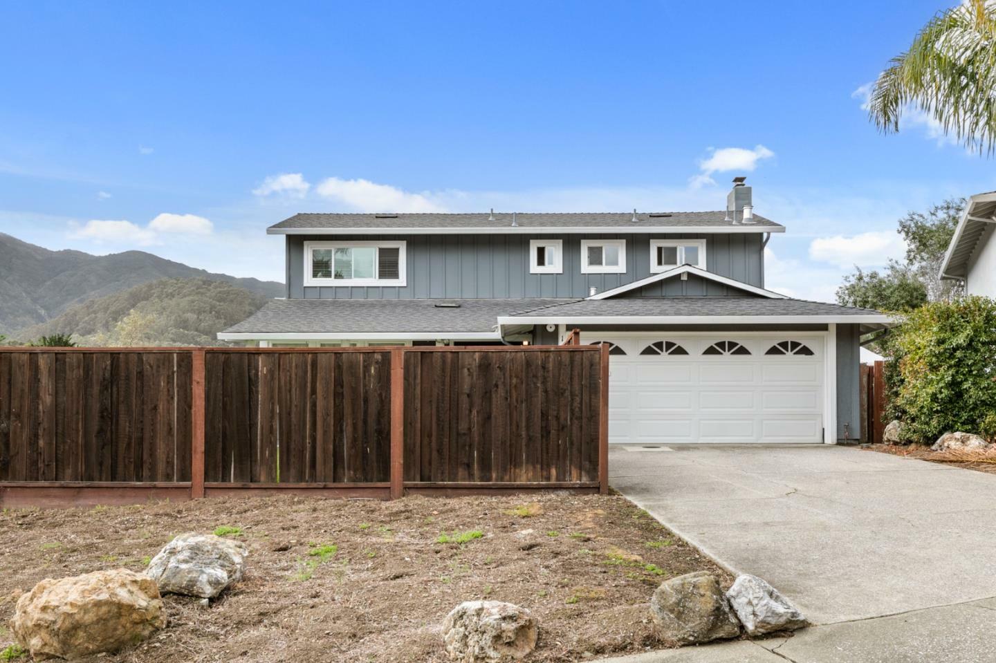 Property Photo:  1 Sequoia Way  CA 94044 