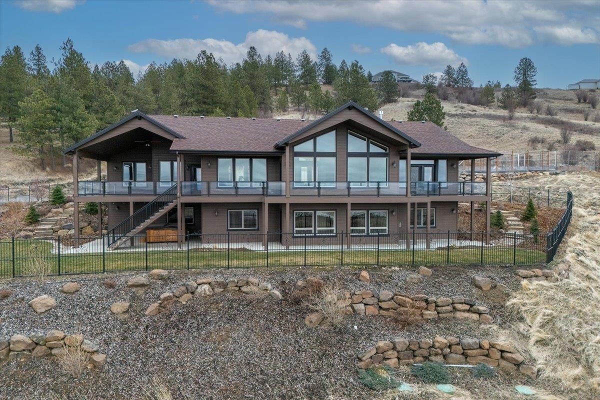 Property Photo: 3421 S Quinimose Rd WA 99019