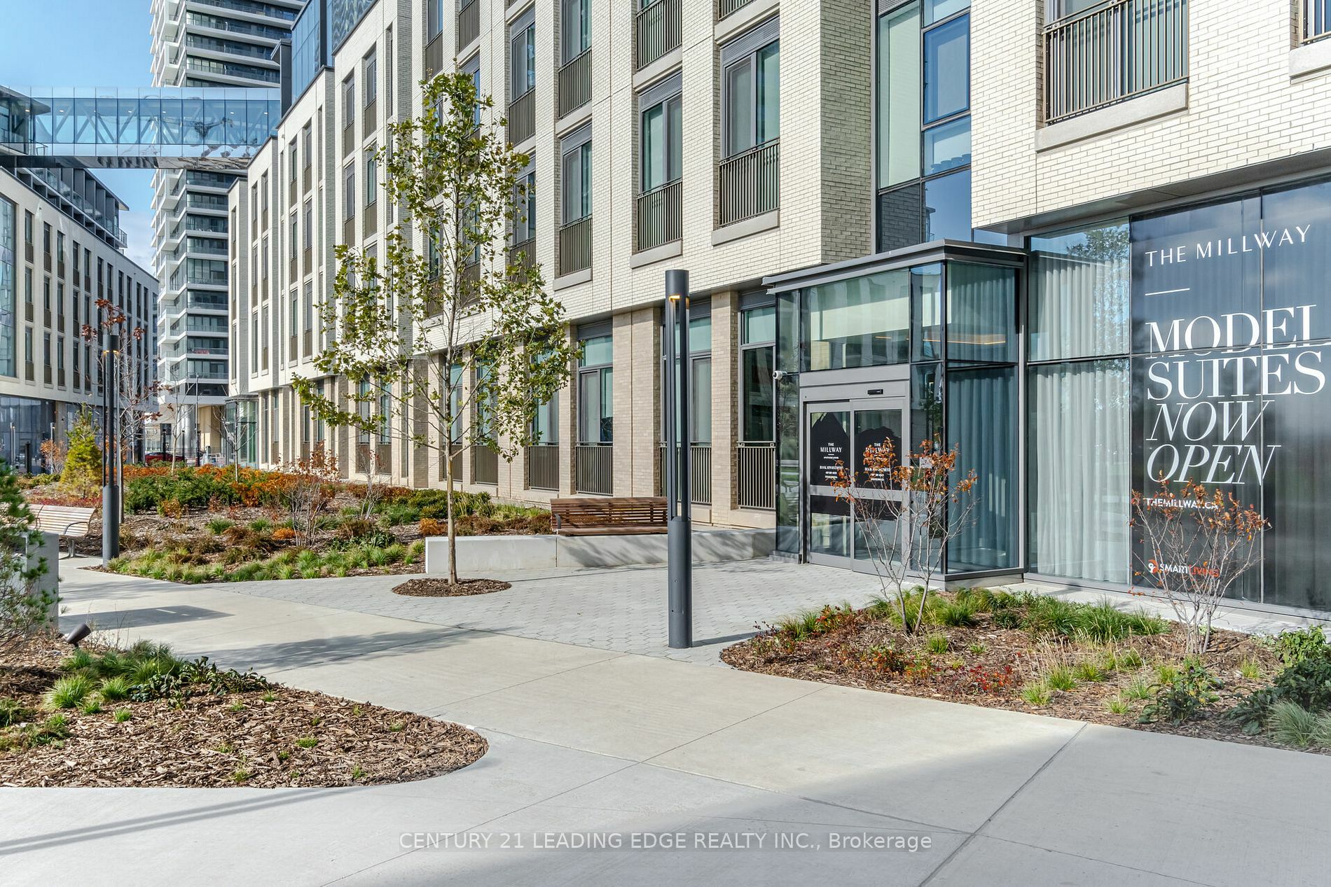 Property Photo: 1000 Portage Parkway 2605 ON L4K 0L1