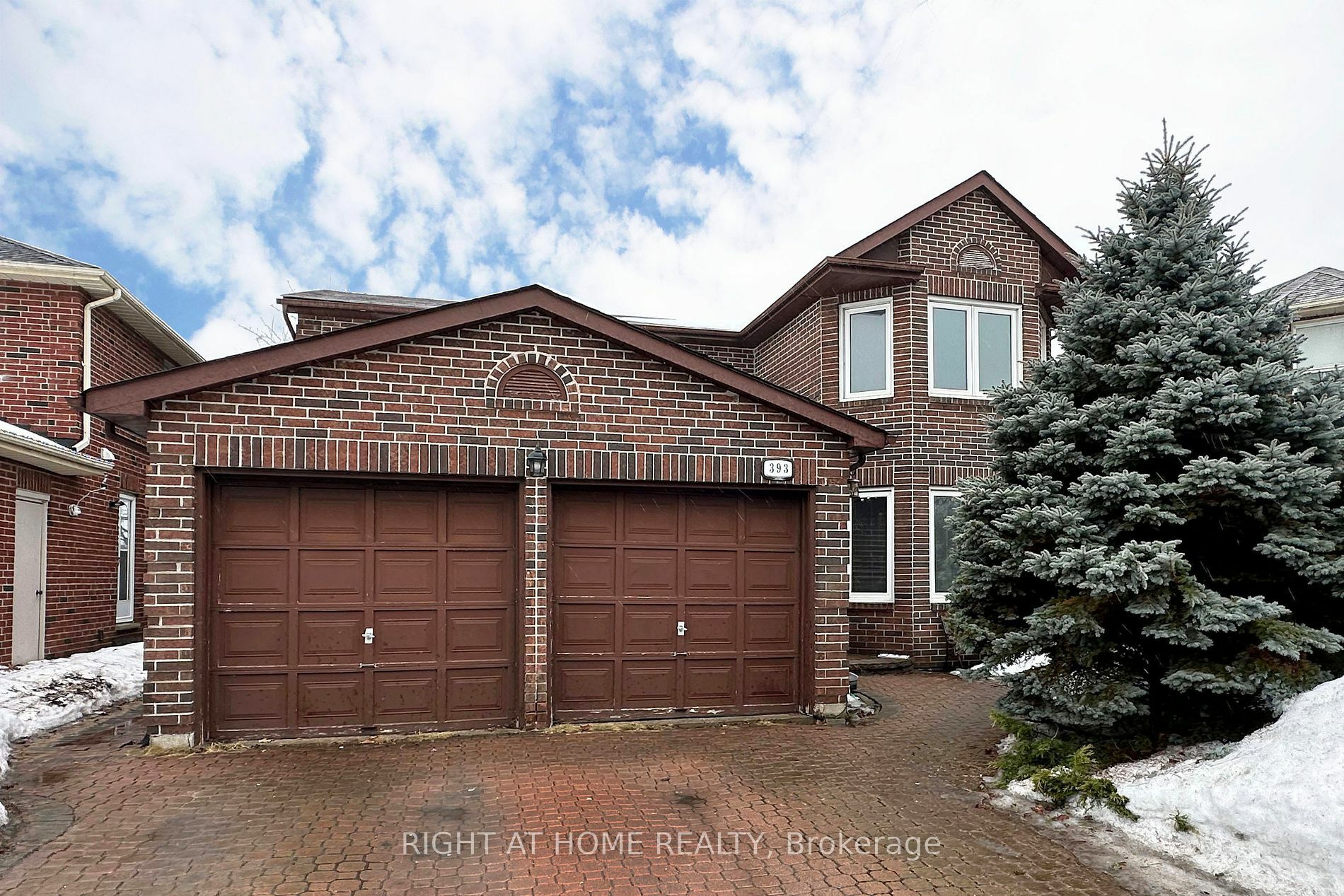 Property Photo:  393 Brookridge Gate N  ON L1V 4P3 