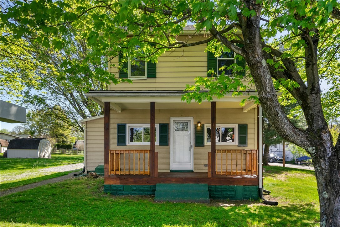 Property Photo: 1402 Latrobe Derry Road PA 15661