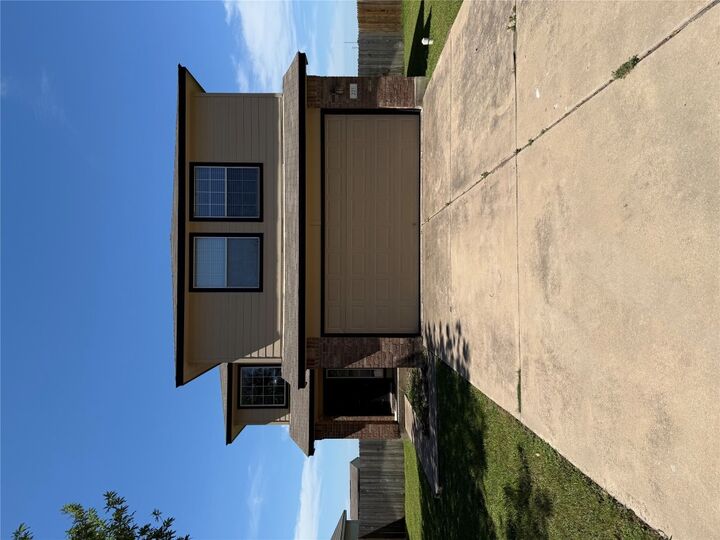 Property Photo:  225 Hyltin Street  TX 78634 